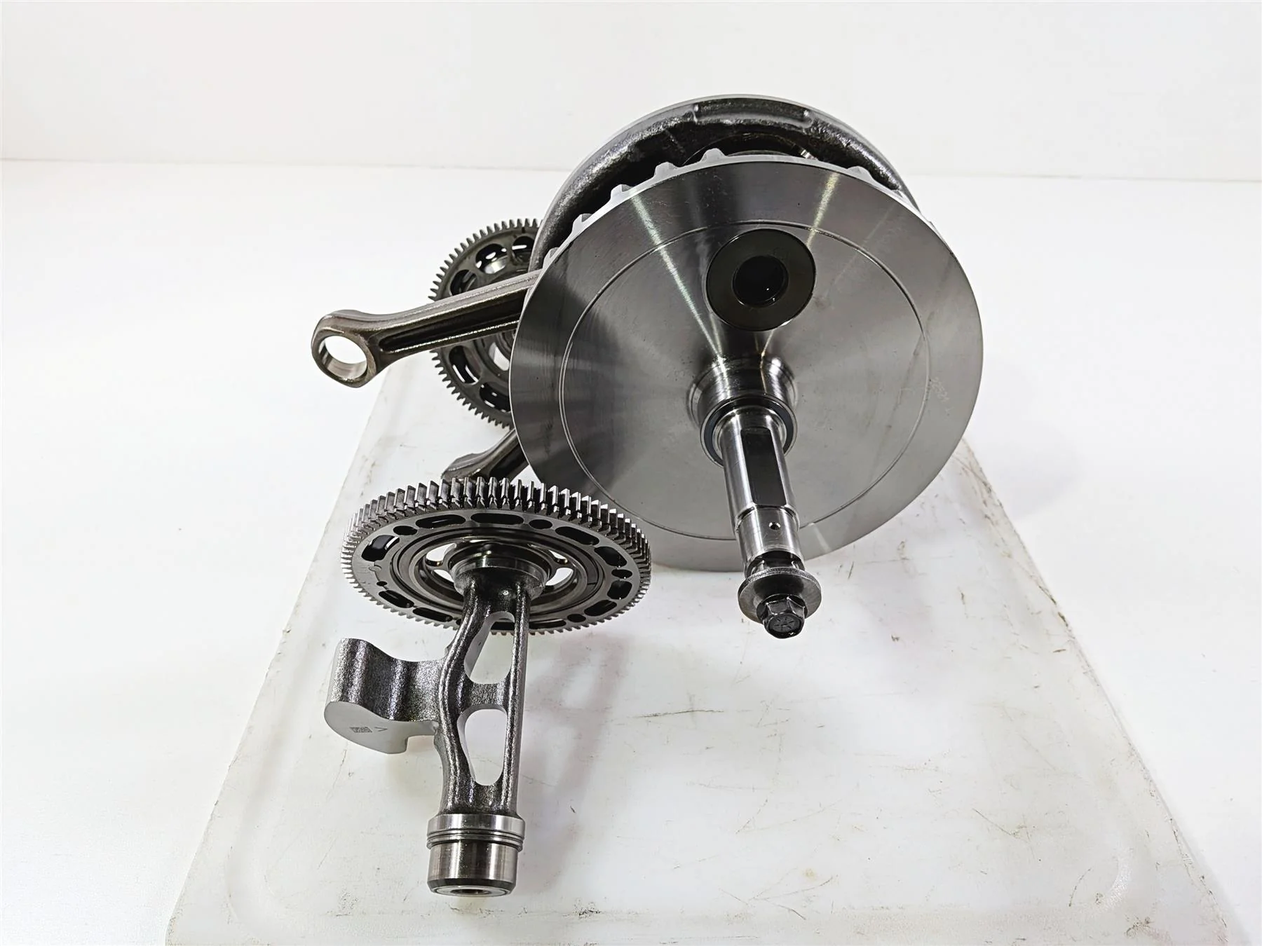 2024 Harley Softail FXLRST Low Rider Crankshaft Flywheel 114/117 3k 24100182 - Image 5