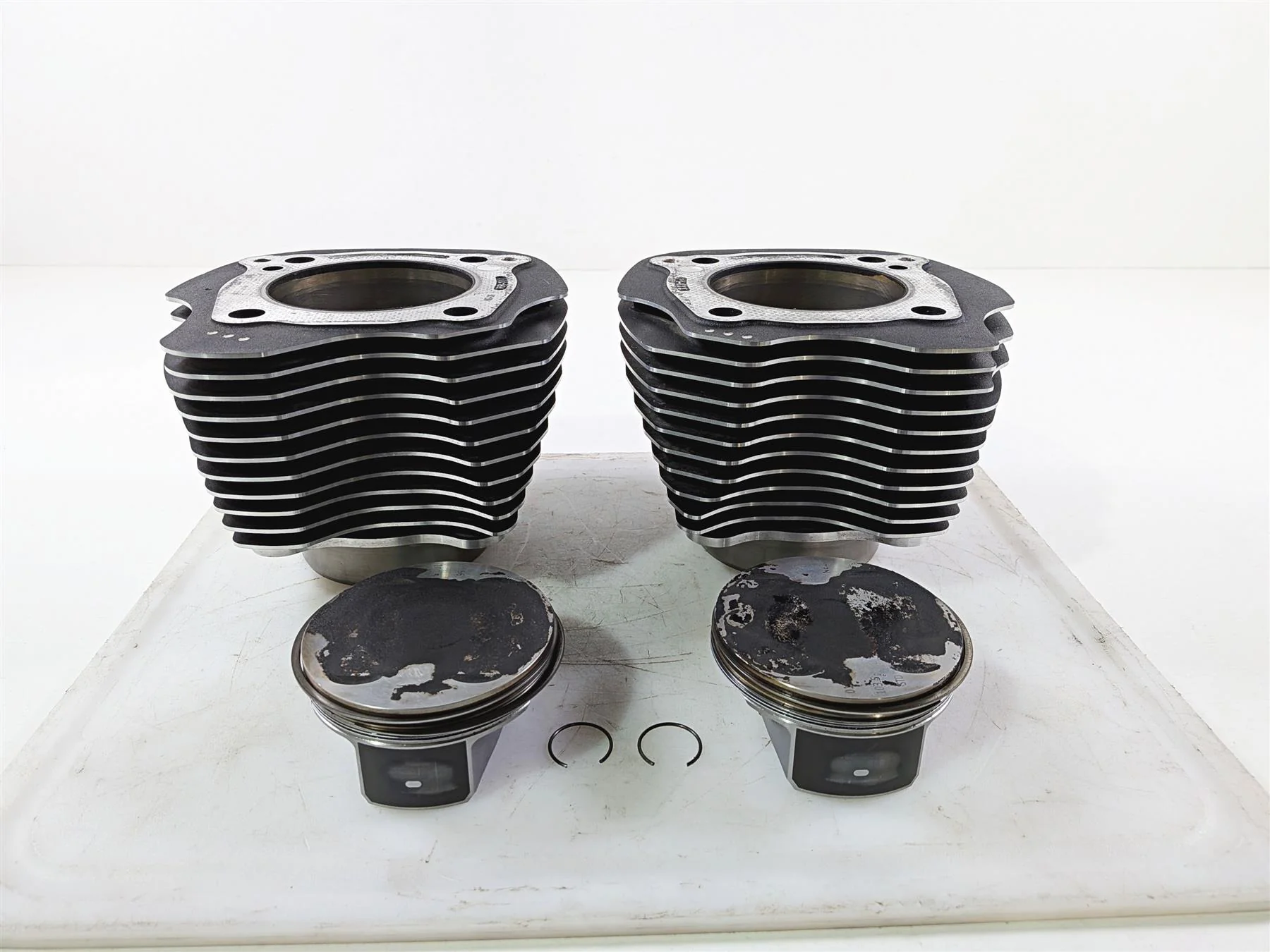 2024 Harley Softail FXLRST Low Rider Cylinder & Piston Set 117ci M8 3k 16800387 - Image 2