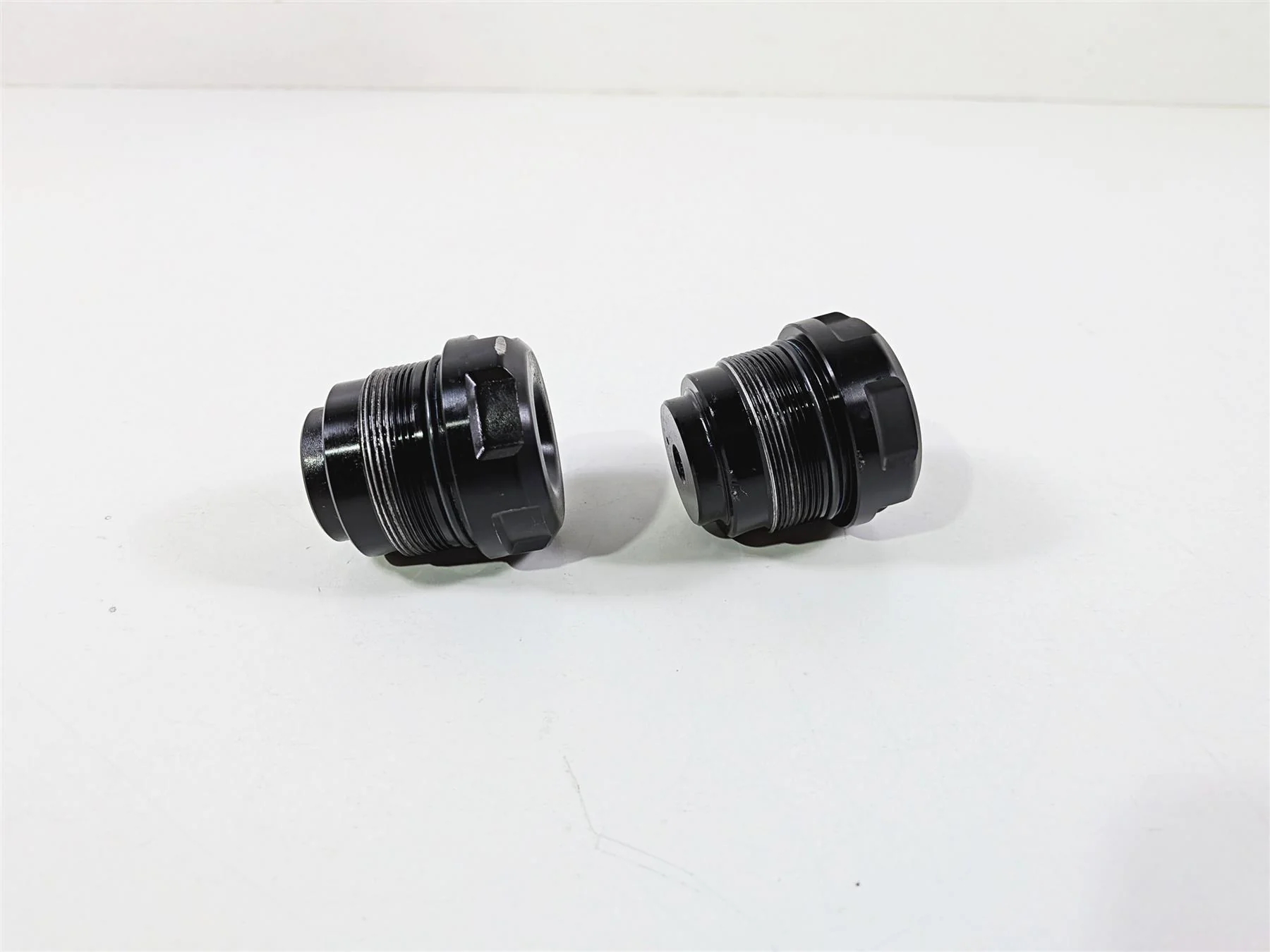 2024 Harley Softail FXLRST Low Rider Fork Tube Top Caps Nut Bolts Set 45500395 - Image 4