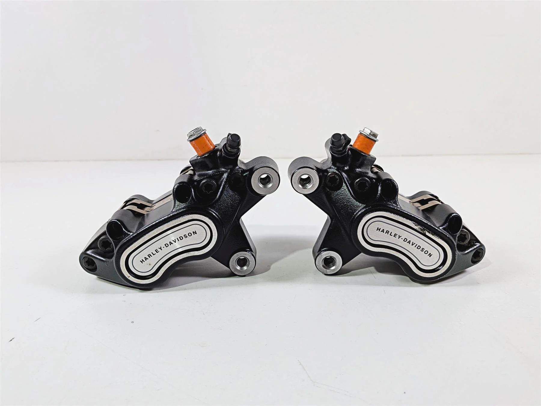 2024 Harley Softail FXLRST Low Rider Front Brake Caliper Set 41300095 41300205