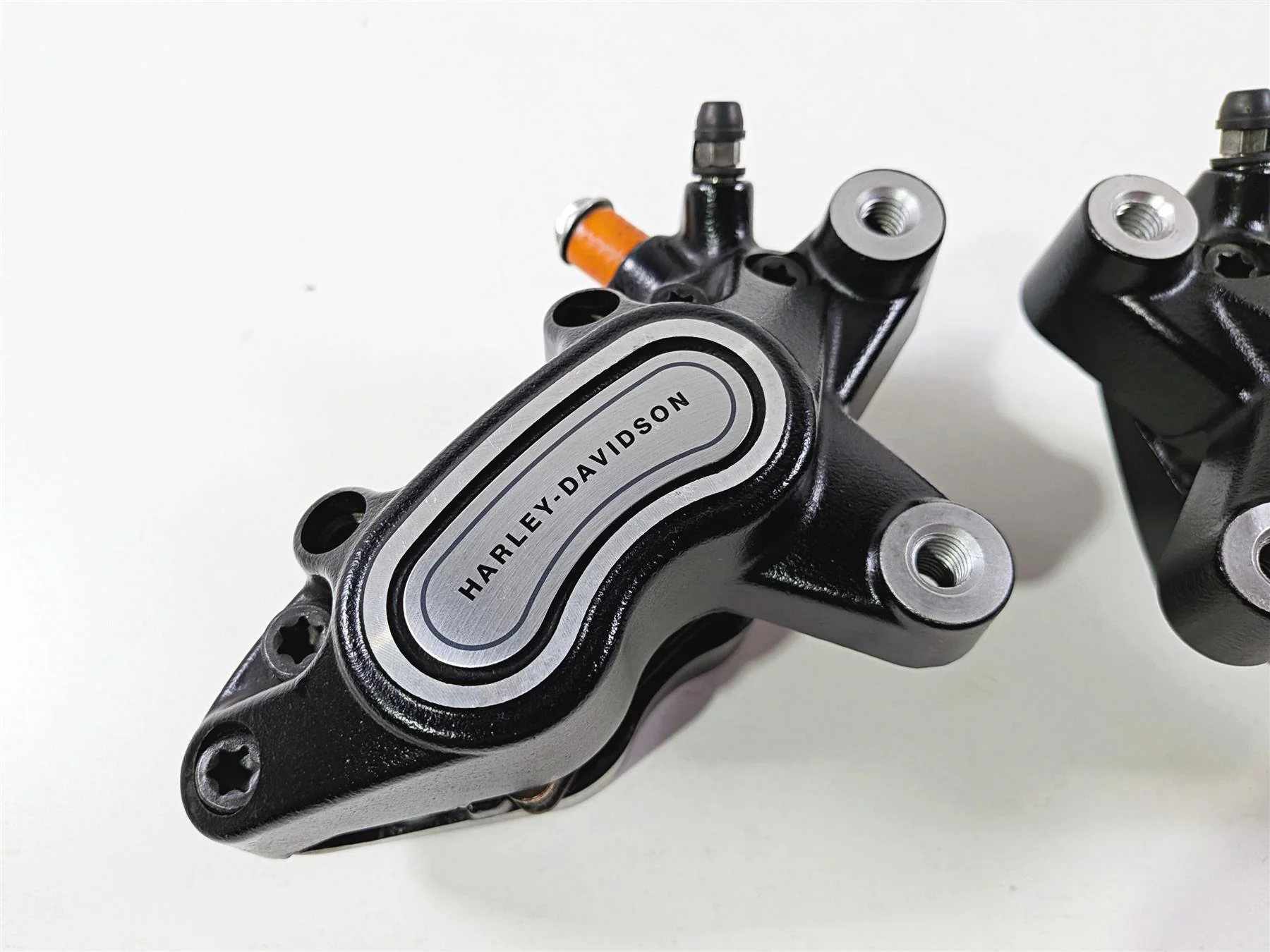 2024 Harley Softail FXLRST Low Rider Front Brake Caliper Set 41300095 41300205 - Image 11