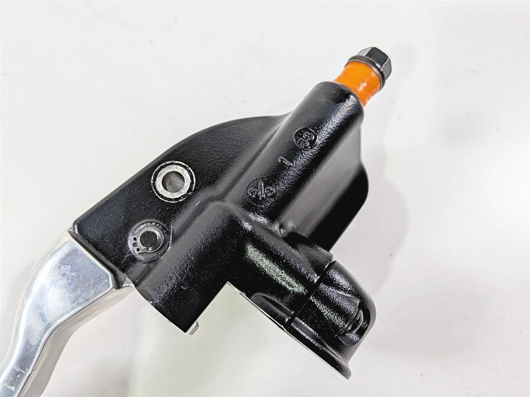 2024 Harley Softail FXLRST Low Rider Front Brake Master Cylinder 5/8" 41700492 - Image 7