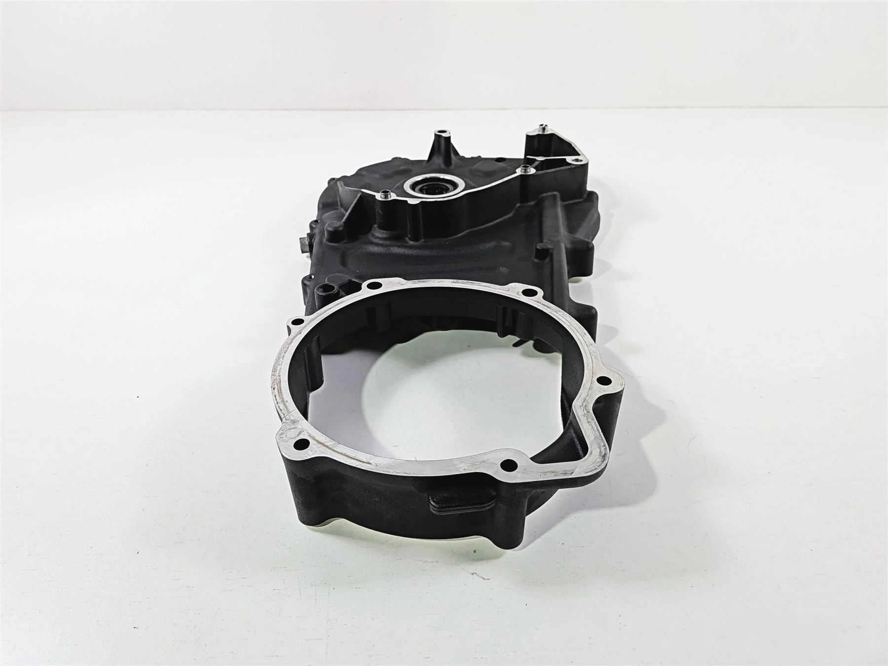2024 Harley Softail FXLRST Low Rider Inner Primary Clutch Cover Mid 36500099 - Image 5