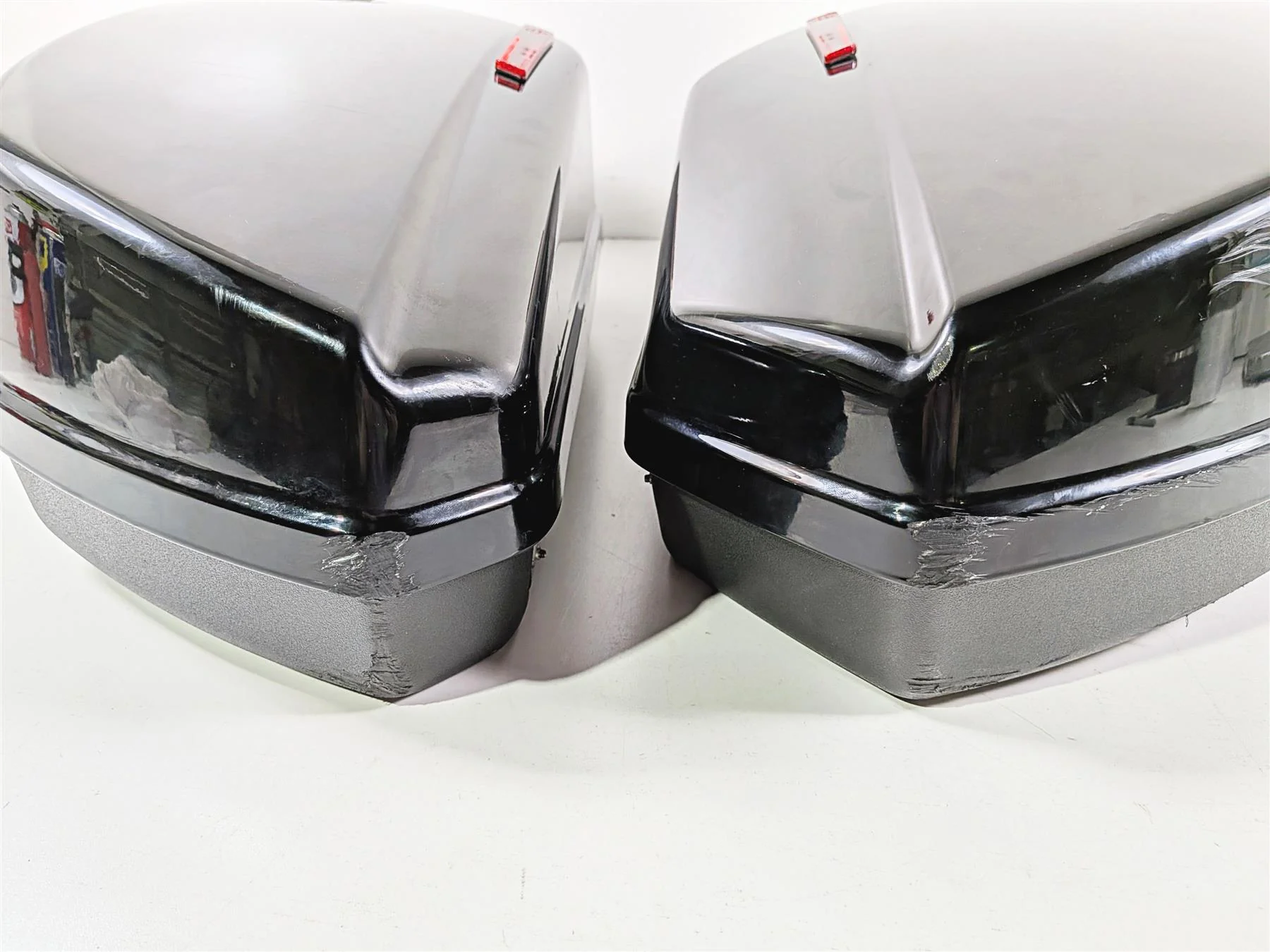 2024 Harley Softail FXLRST Low Rider Left Right Saddlebags & Mounts Set 90202264 - Image 12