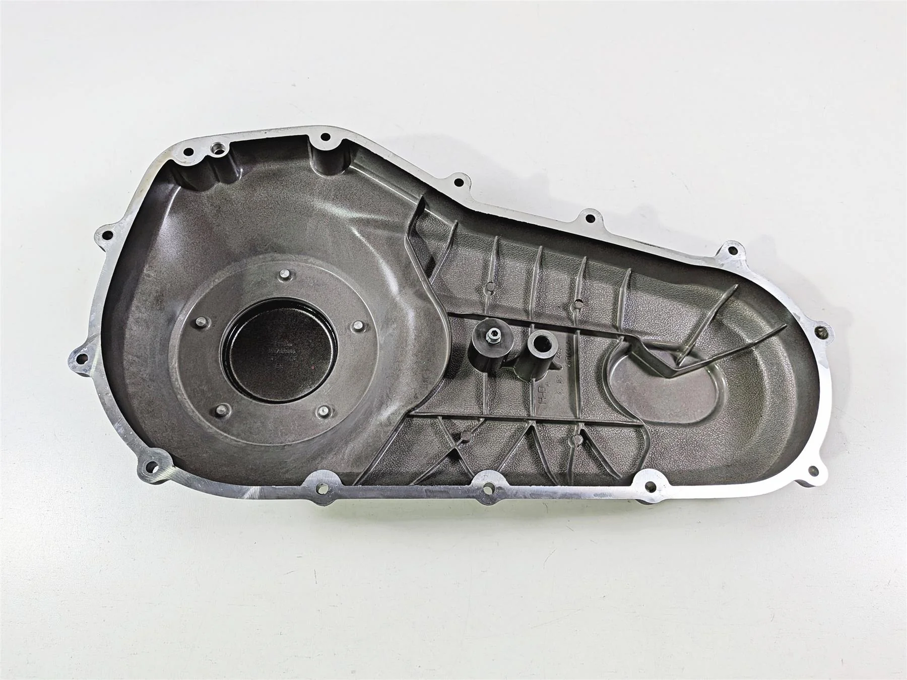 2024 Harley Softail FXLRST Low Rider Outer Primary Clutch Cover Mid 25700935 - Image 8