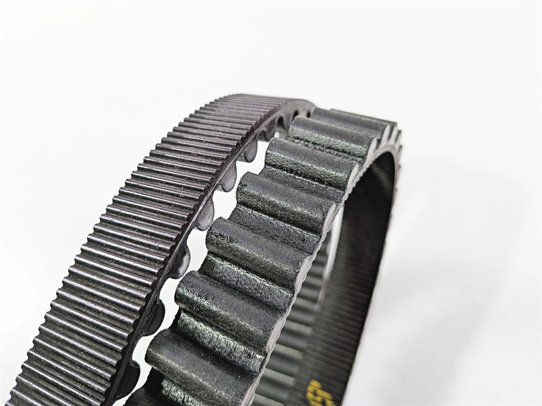 2024 Harley Softail FXLRST Low Rider Rear Drive Belt 134T 24mm 40000018 - Image 5