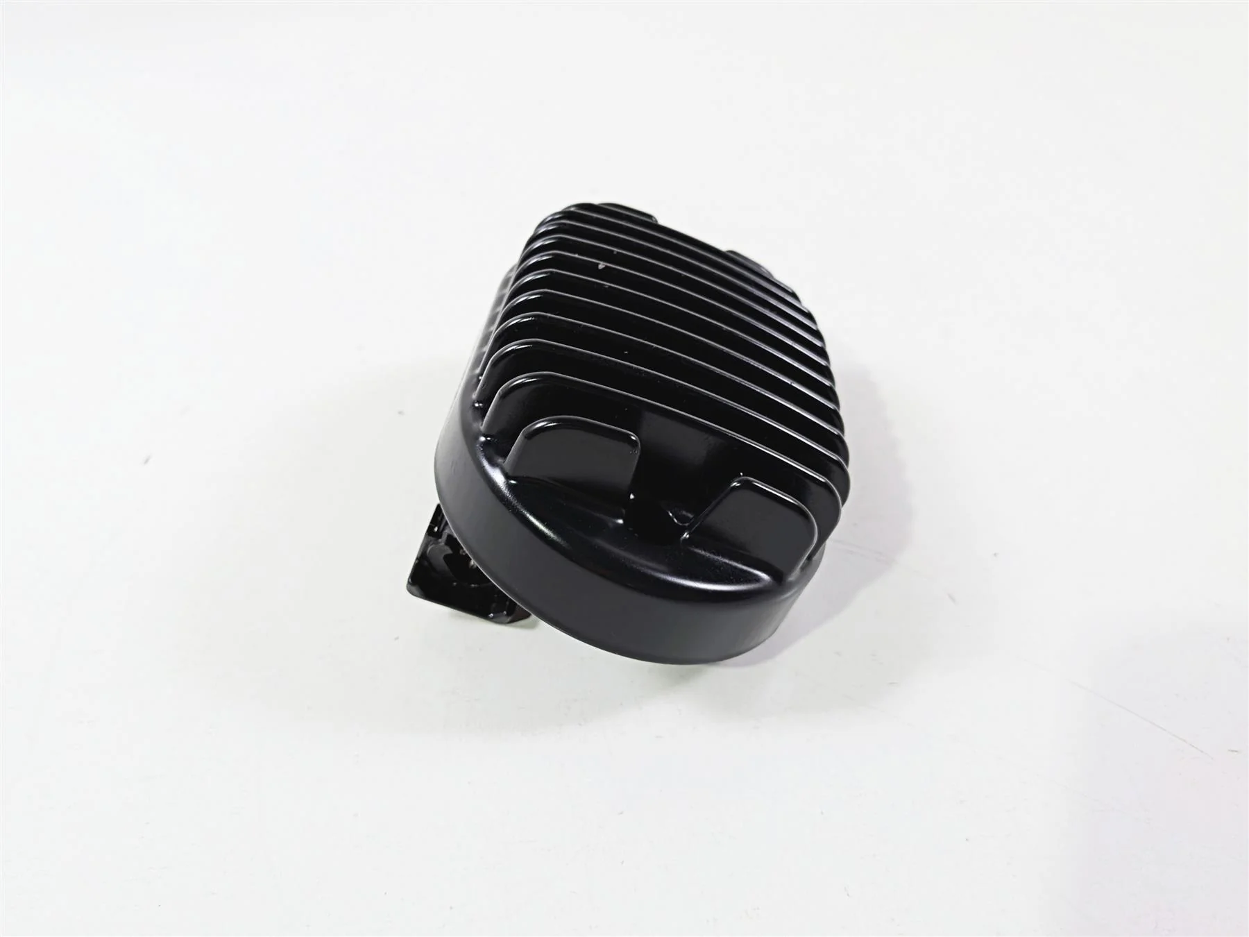 2024 Harley Softail FXLRST Low Rider Rectifier Voltage Regulator - Read 74700031 - Image 2