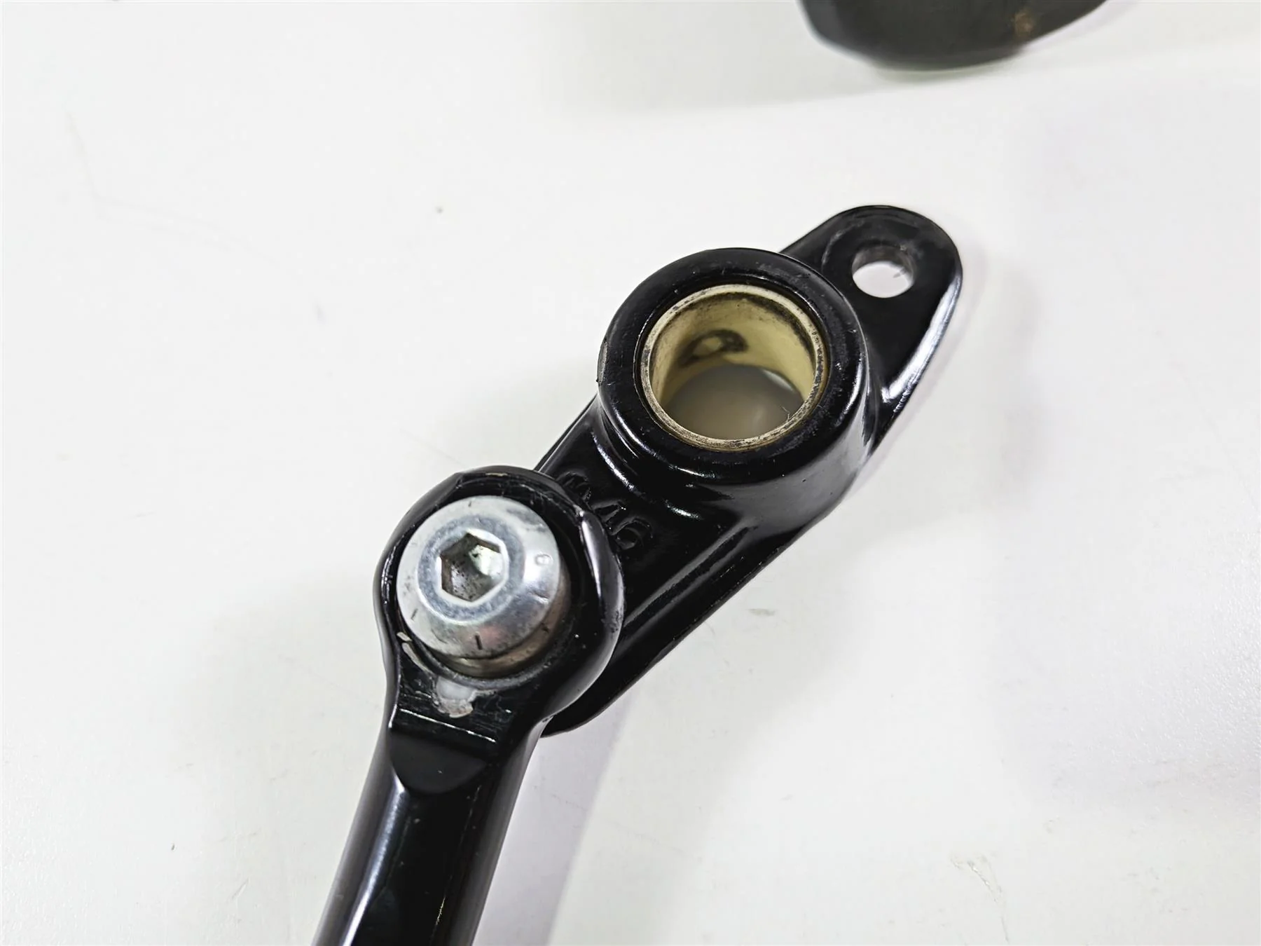 2024 Harley Softail FXLRST Low Rider Right Foot Peg & Brake Linkage 50501106 - Image 10