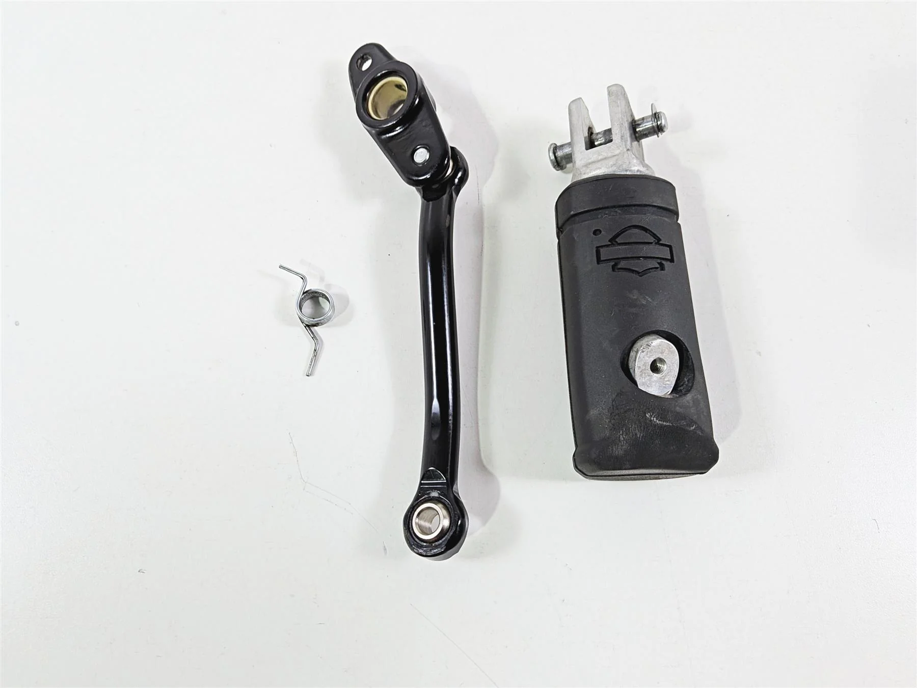 2024 Harley Softail FXLRST Low Rider Right Foot Peg & Brake Linkage 50501106 - Image 6