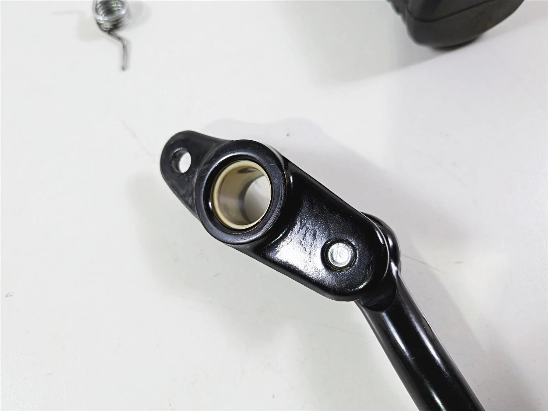 2024 Harley Softail FXLRST Low Rider Right Foot Peg & Brake Linkage 50501106 - Image 9