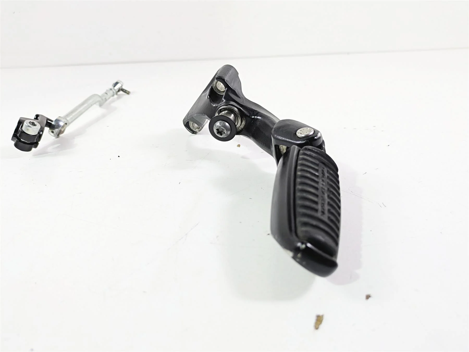 2024 Harley Sportster RH975 S Front Left Mid Footpeg & Link 33600348 - Image 5