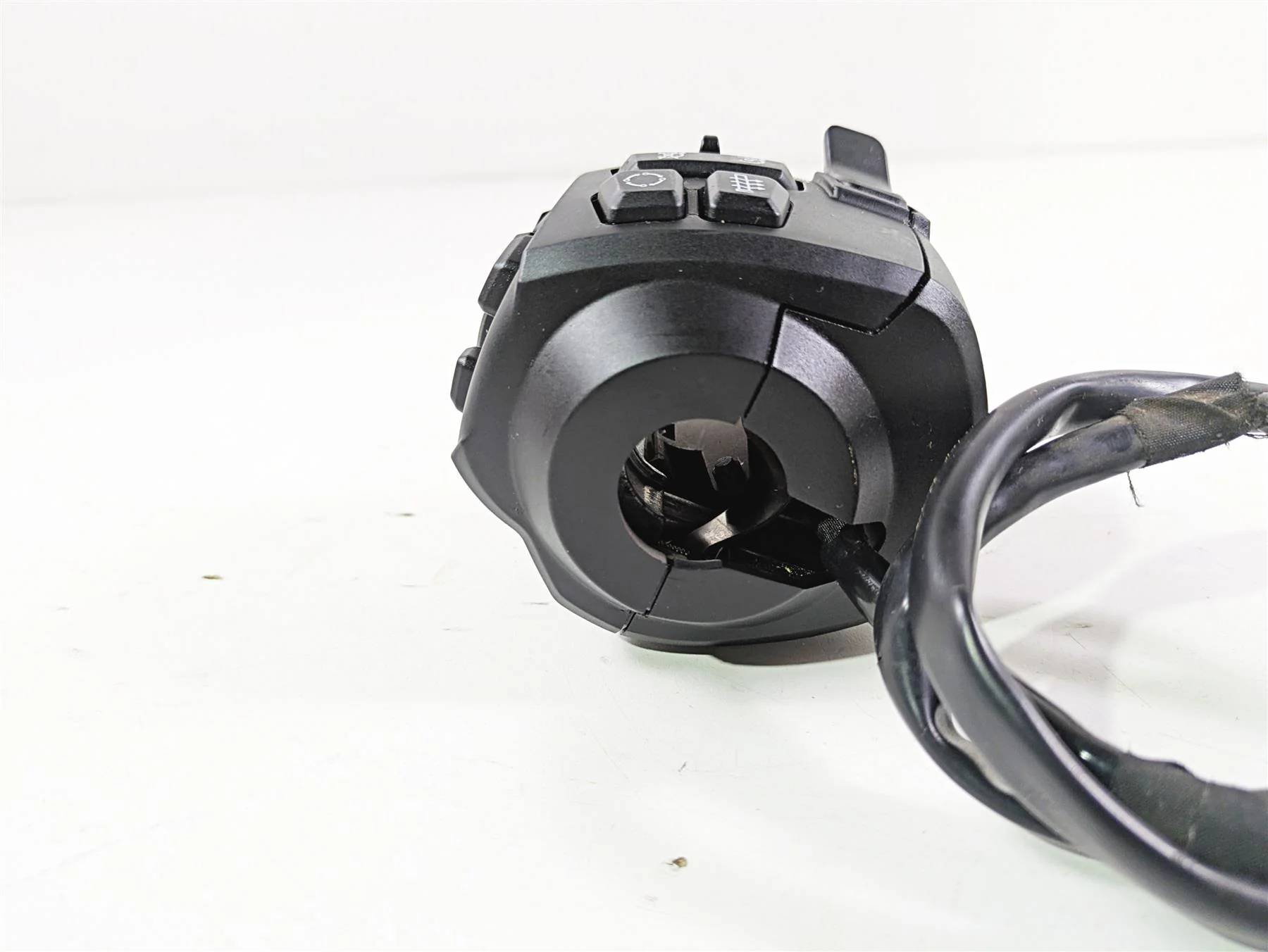 2024 Harley Sportster RH975 S Left Hand Control Switch - READ 71500522A - Image 3
