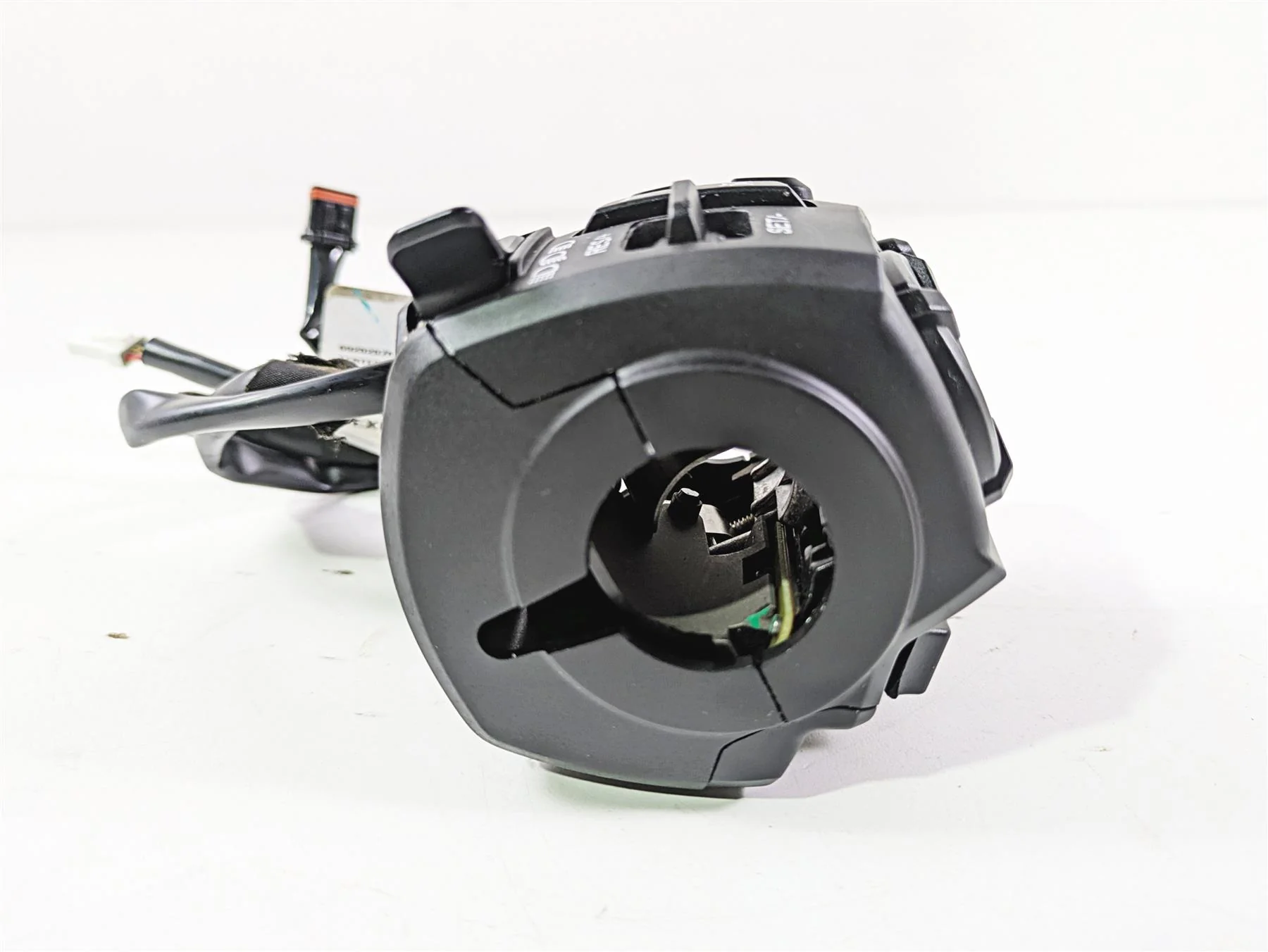 2024 Harley Sportster RH975 S Left Hand Control Switch - READ 71500522A - Image 5