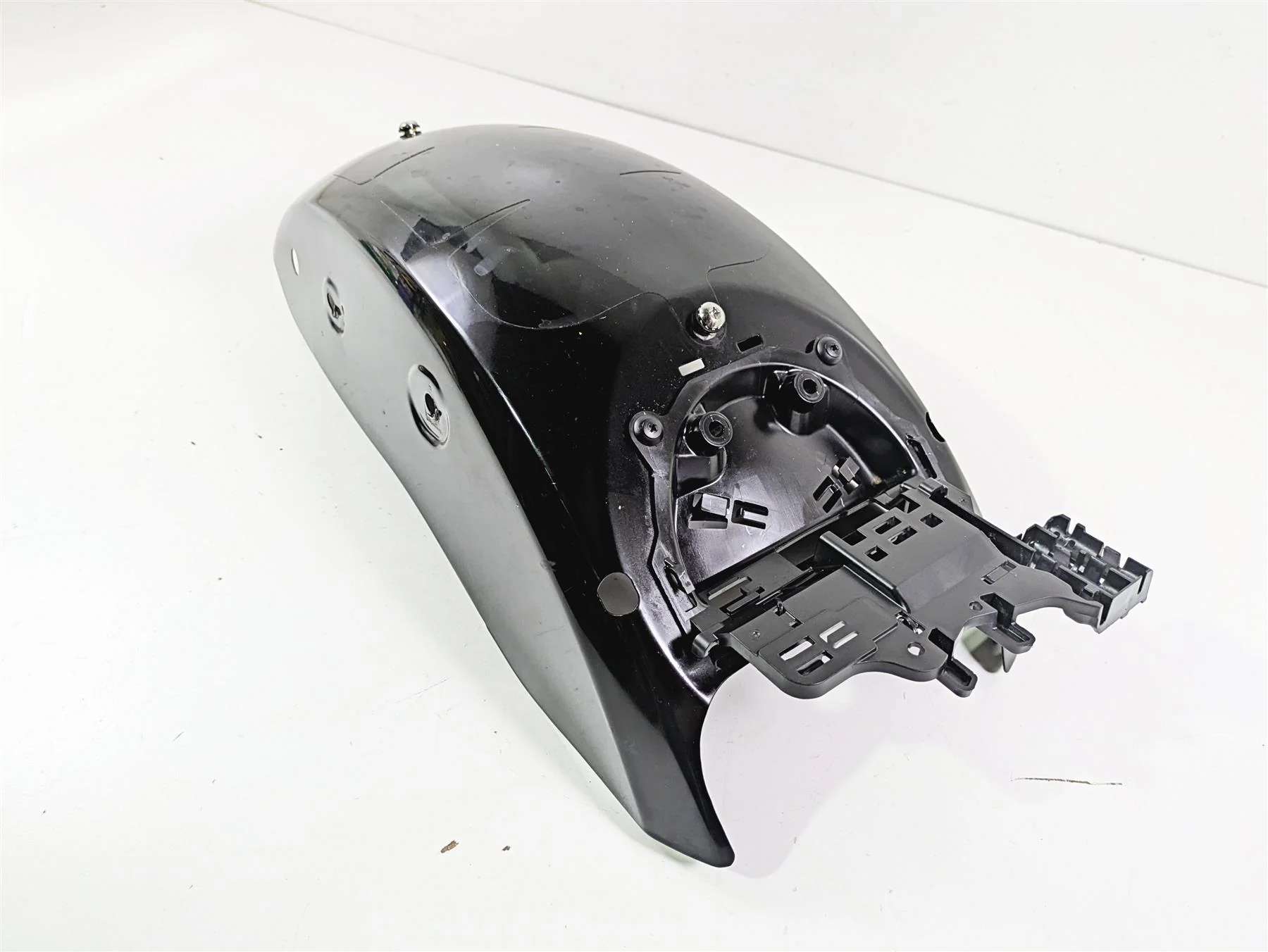 2024 Harley Sportster RH975 S Rear Fender -Wear Marks - Read 59500908 - Image 11