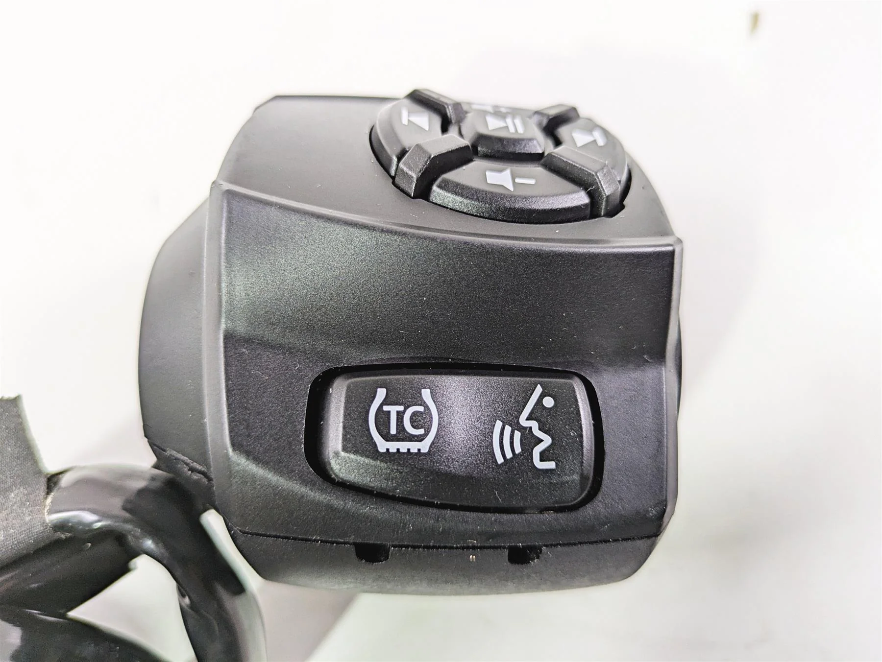 2024 Harley Sportster RH975 S Right Hand Control Switch 71500523A - Image 9