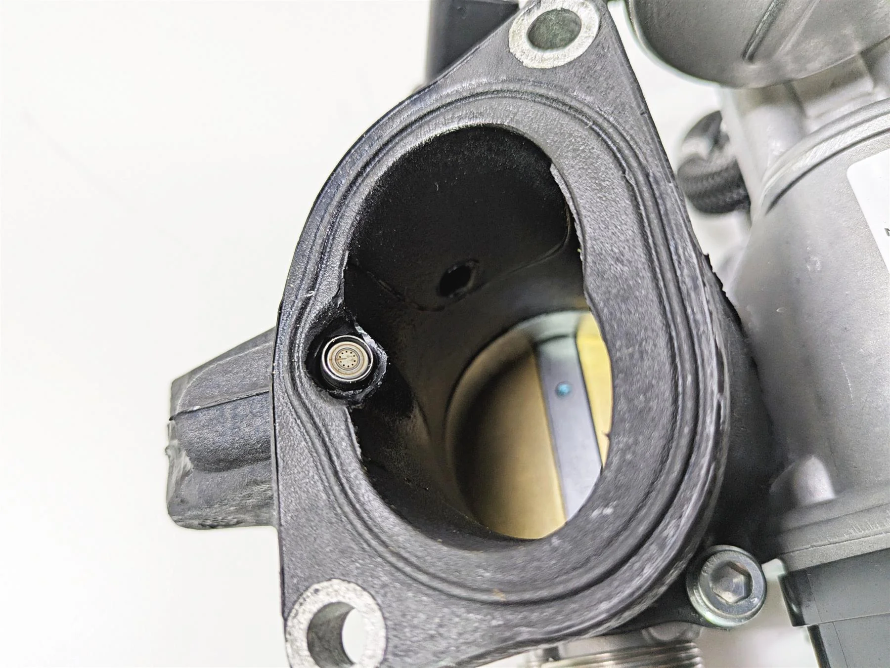 2024 Harley Sportster RH975 S Throttle Body & Fuel Injectors 27300170 - Image 7