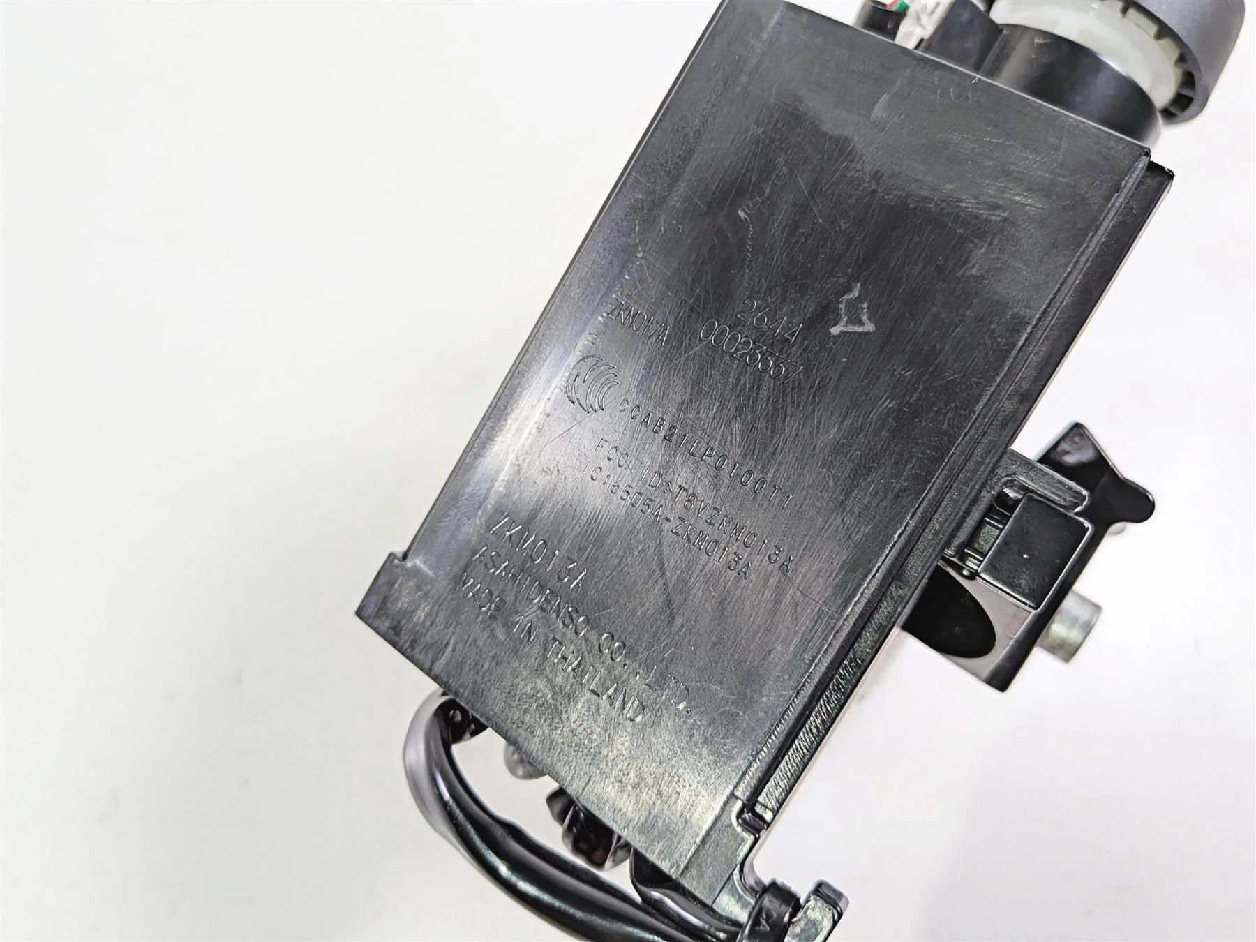 2024 Kawasaki EX500 Ninja 40th An. Ignition Switch - No Fob Key 27048-5321 - Image 3