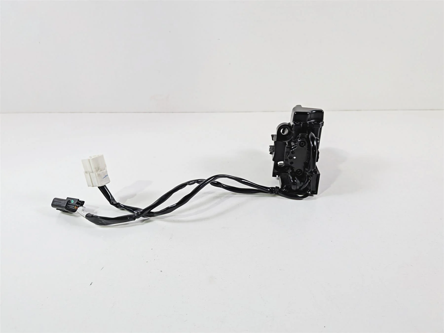 2024 Kawasaki EX500 Ninja 40th An. Ignition Switch - No Fob Key 27048-5321 - Image 6