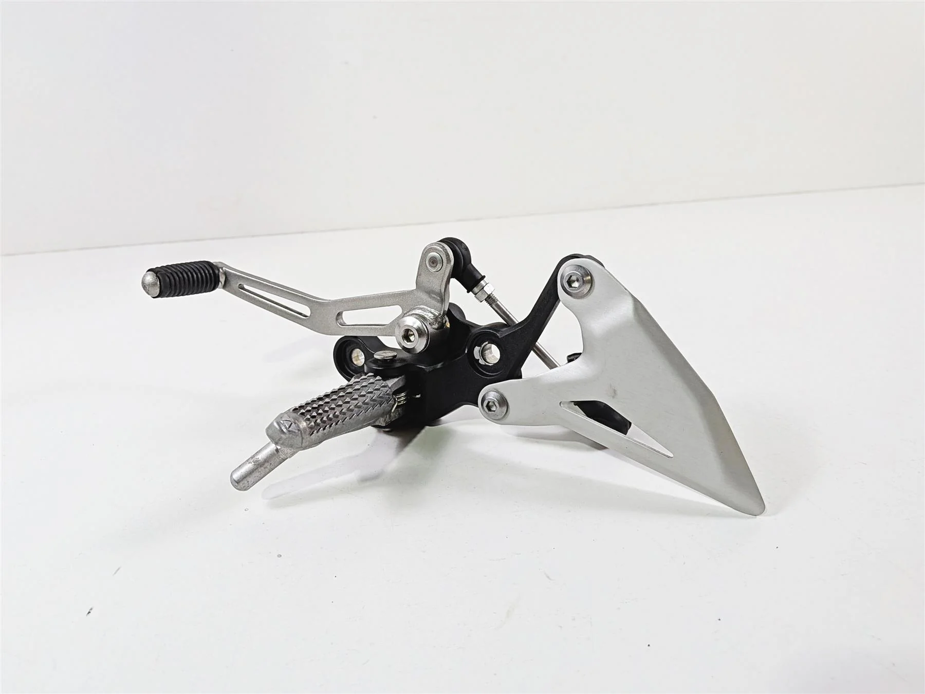 2024 Kawasaki EX500 Ninja 40th An. Left Front Foot Peg & Shifter 35063-1407 - Image 13
