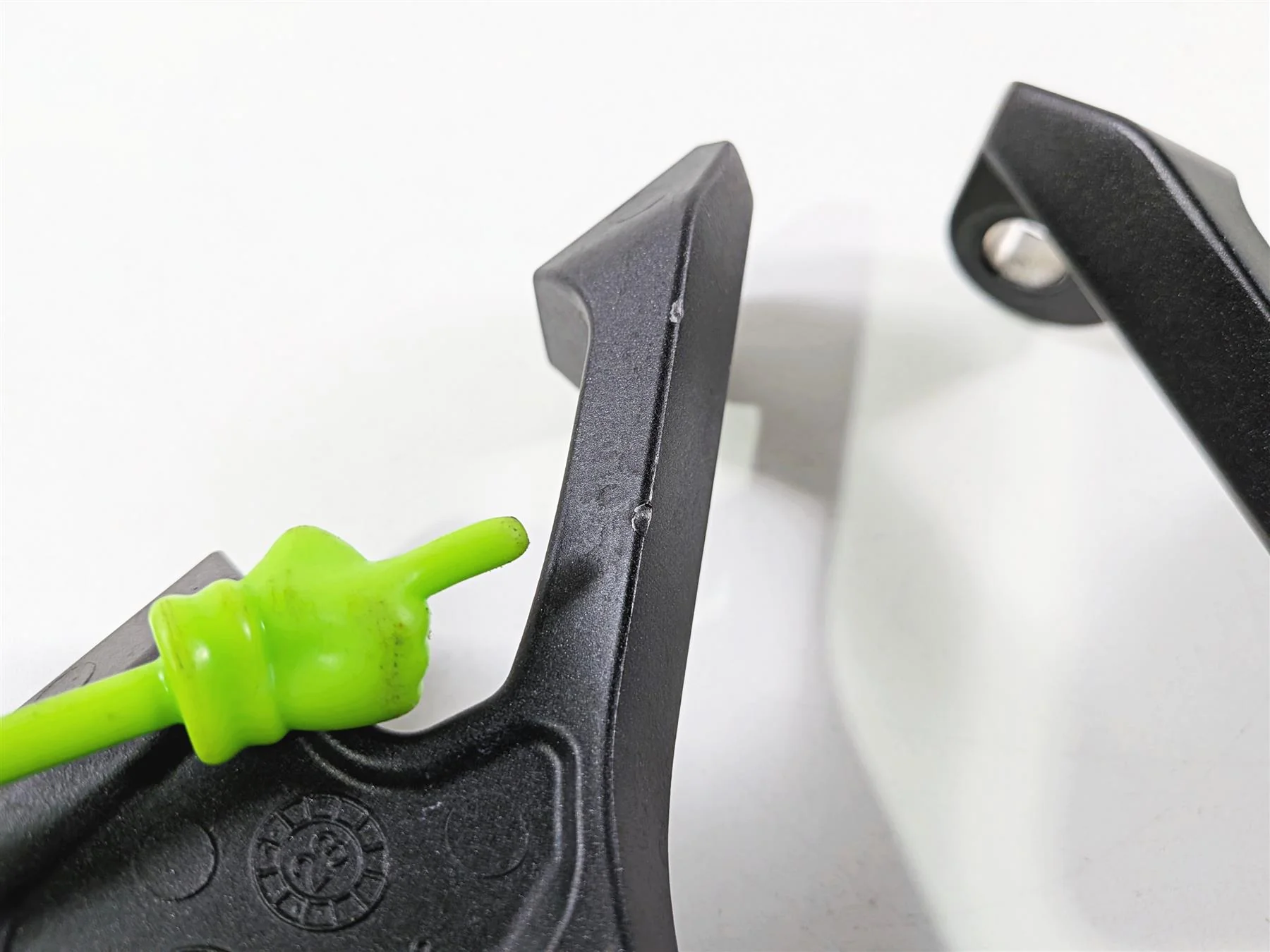 2024 Kawasaki EX500 Ninja 40th An. Rear Passenger Foot Peg 35063-1408 35063-1409 - Image 13
