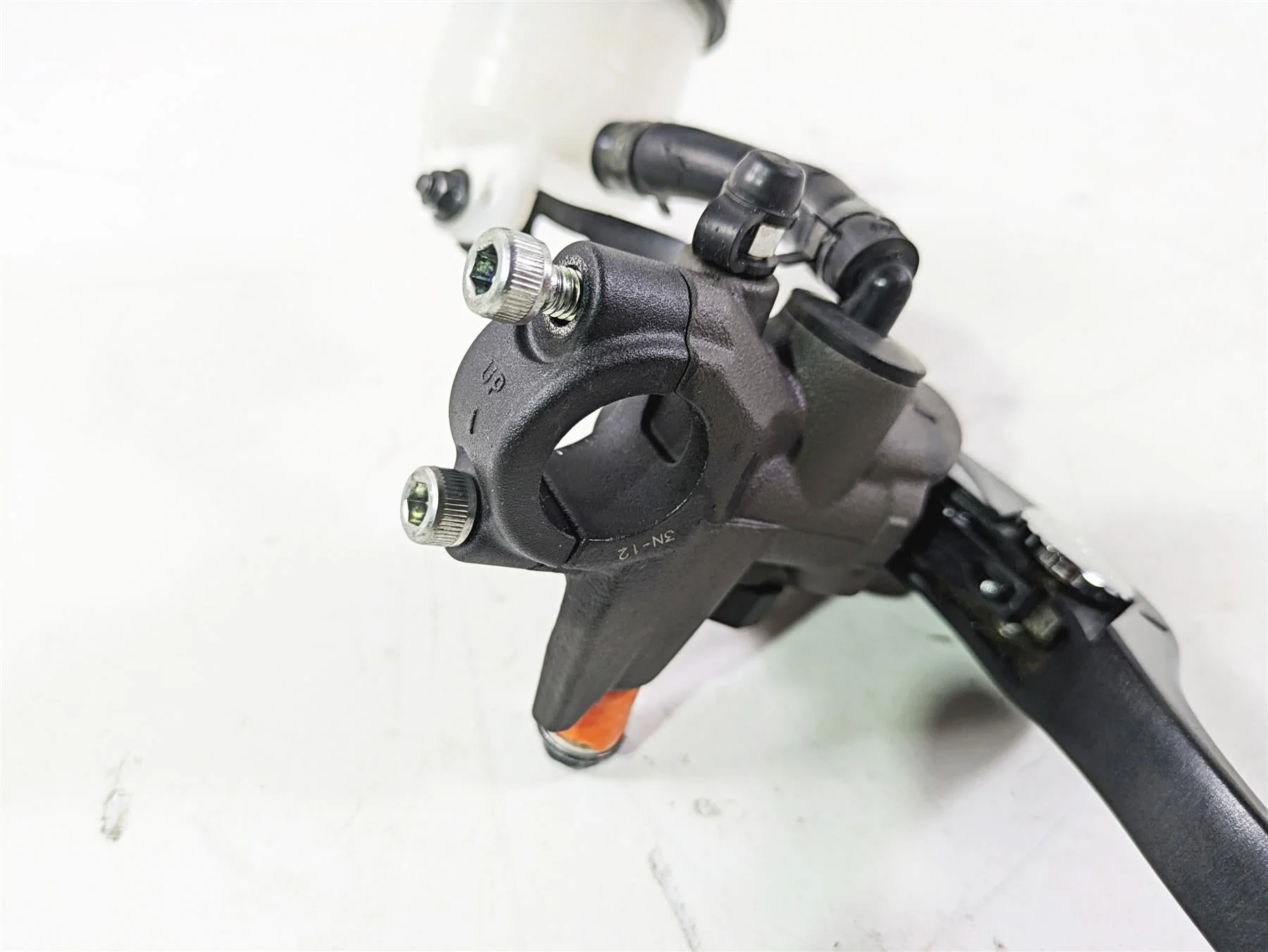 2024 Kawasaki ZX6R ZX636 Ninja Front Radial Brake Master Cylinder 43015-0702 - Image 6