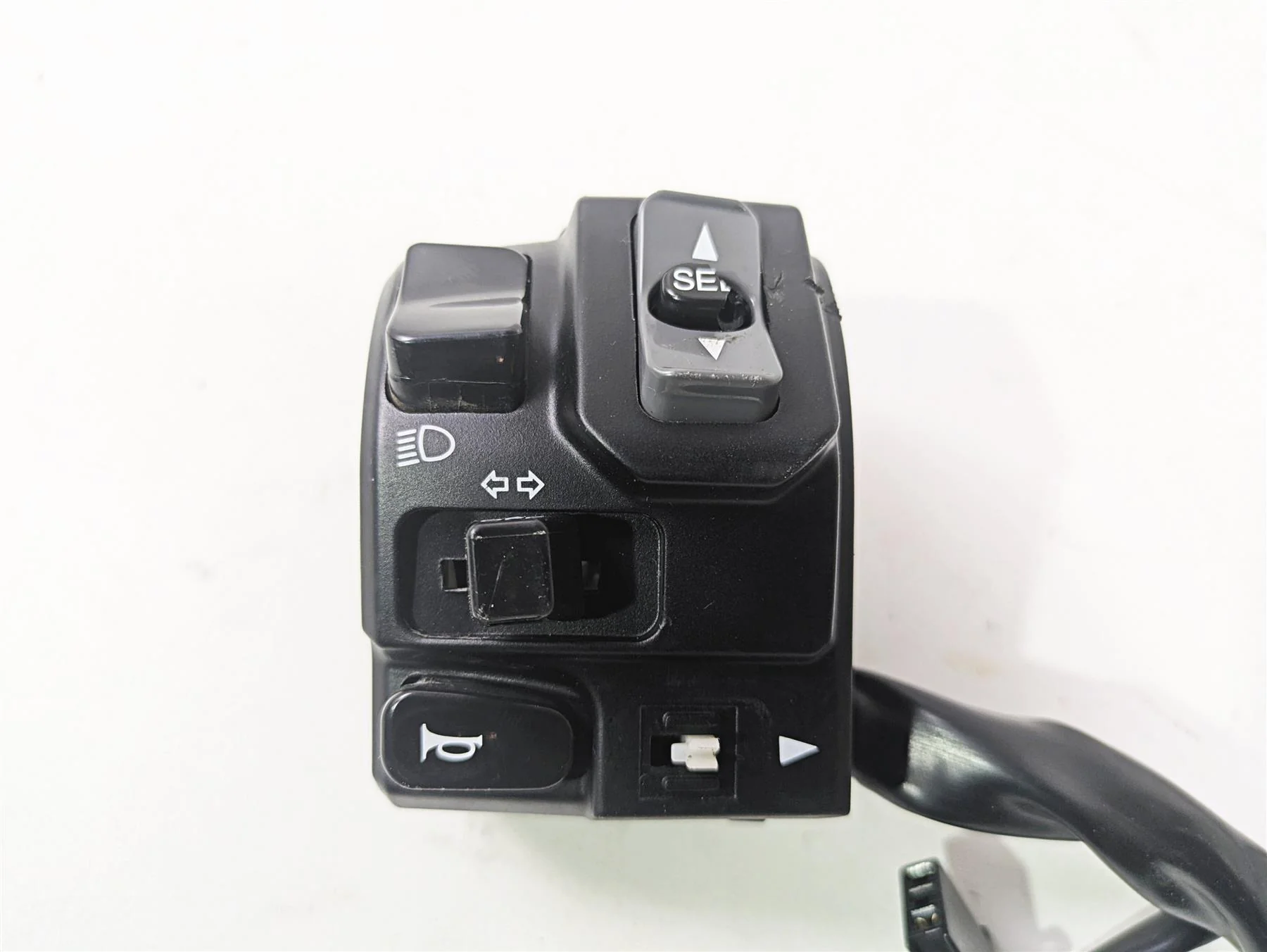 2024 Kawasaki ZX6R ZX636 Ninja Left Hand Control Switch Light Horn 46091-0624 - Image 11