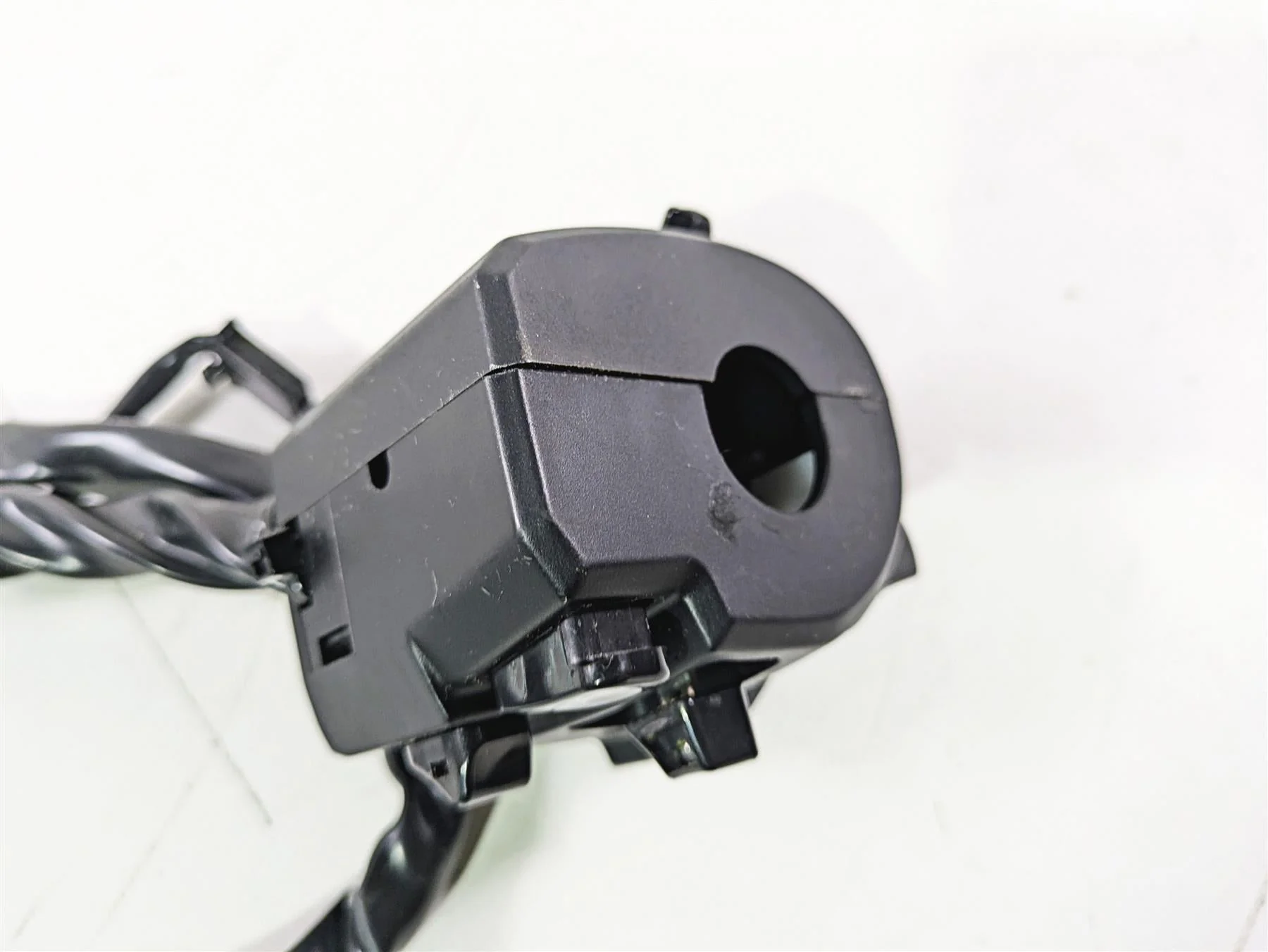 2024 Kawasaki ZX6R ZX636 Ninja Left Hand Turn Signal Control Switch 46091-0624 - Image 12