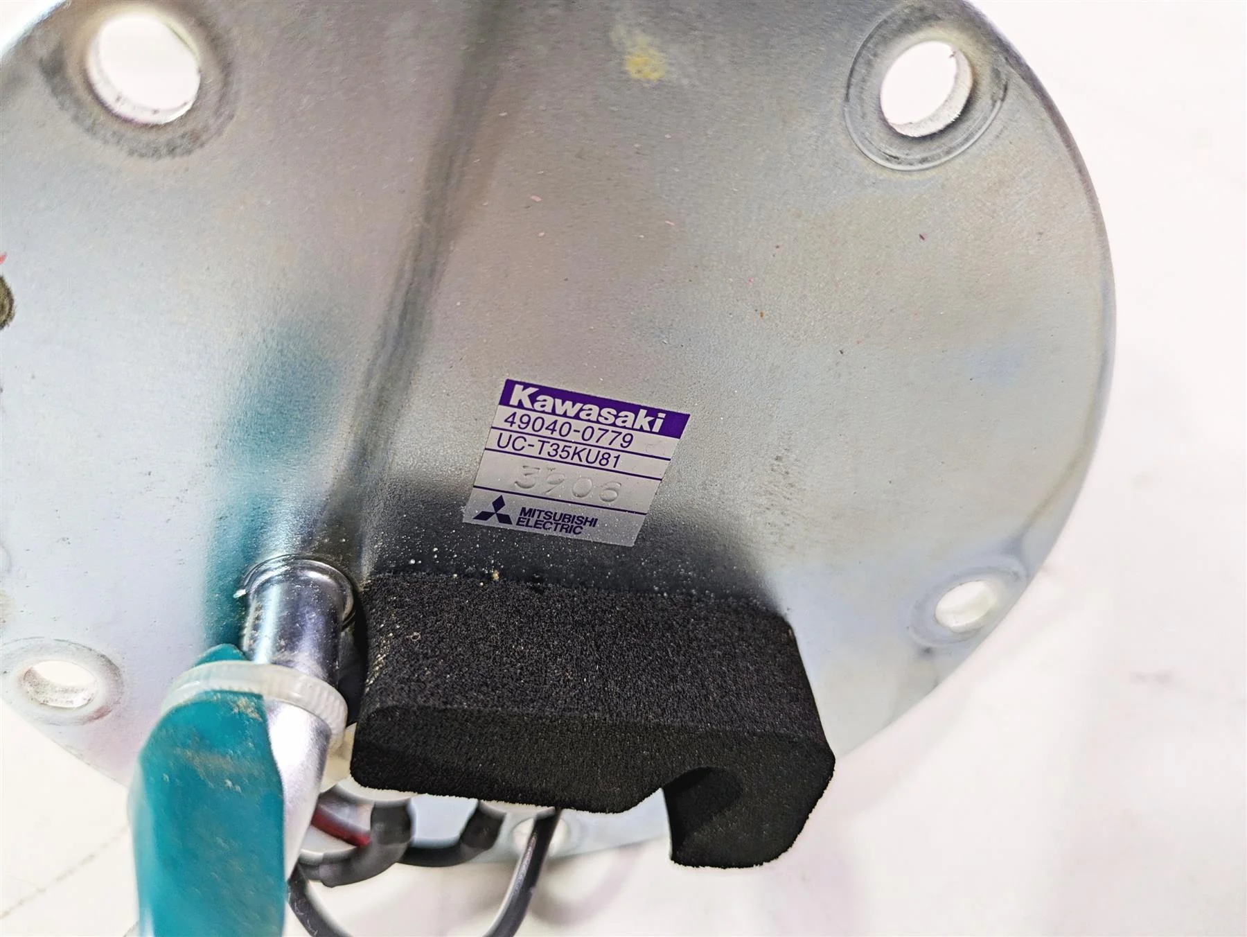 2024 Kawasaki ZX6R ZX636 Ninja Nice Fuel Gas Pump - 40 Miles Only 49040-0779 - Image 3