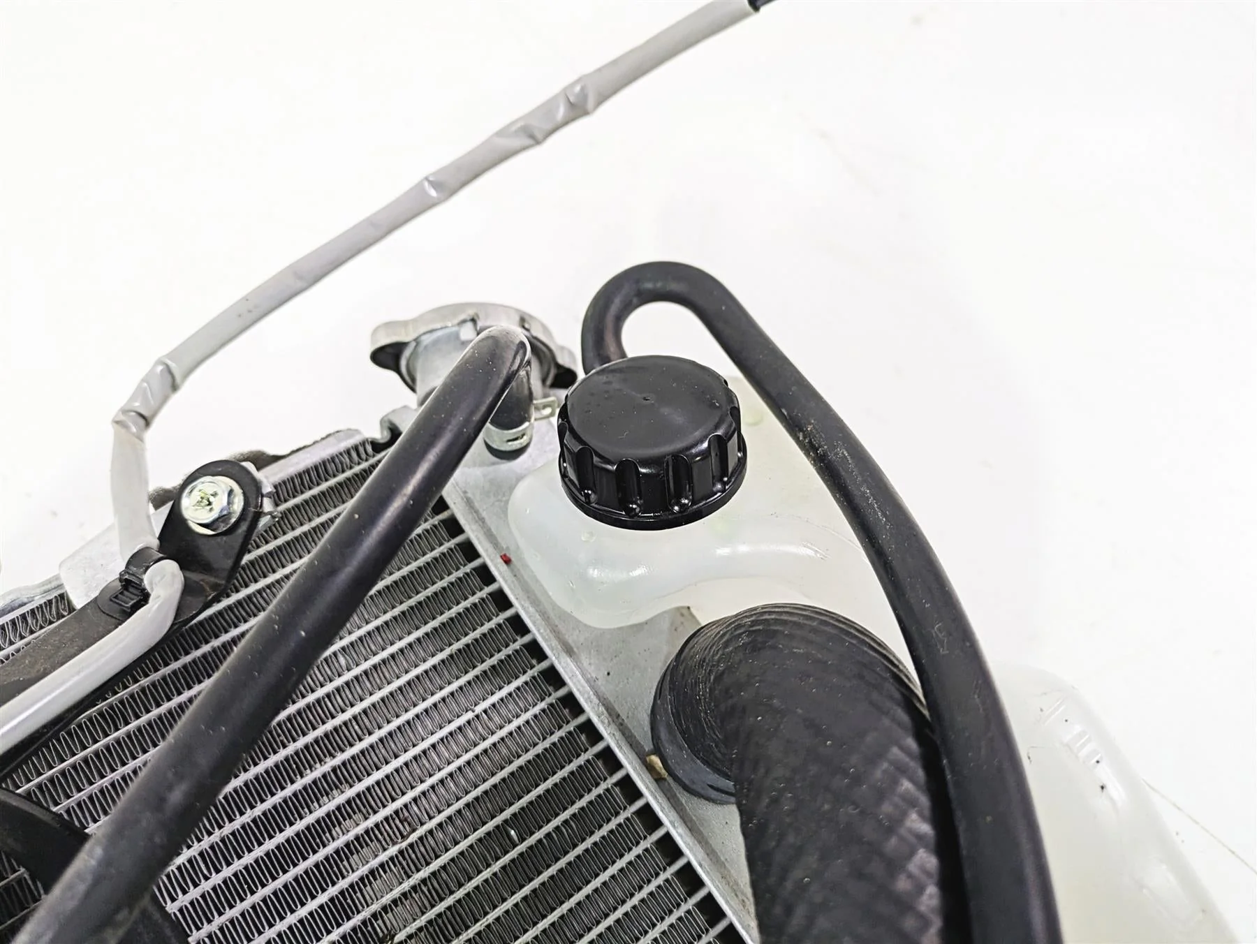 2024 Kawasaki ZX6R ZX636 Ninja Radiator Fan Reservoir Hoses Set -Read 39060-0754 - Image 8