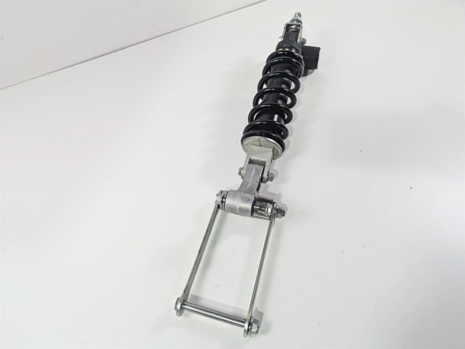 2024 Kawasaki ZX6R ZX636 Ninja Rear Suspension Shock Black 45014-0393-52E - Image 9