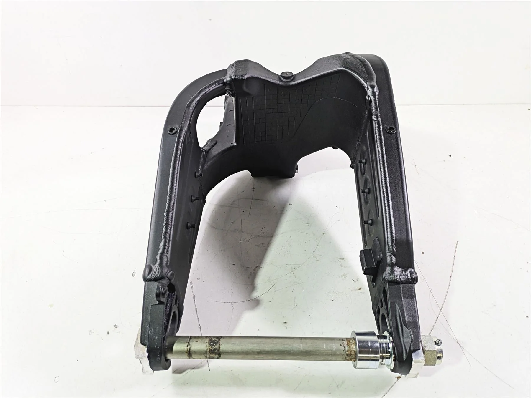 2024 Kawasaki ZX6R ZX636 Ninja Rear Swingarm Swing Arm - DENT 33001-0584 - Image 2