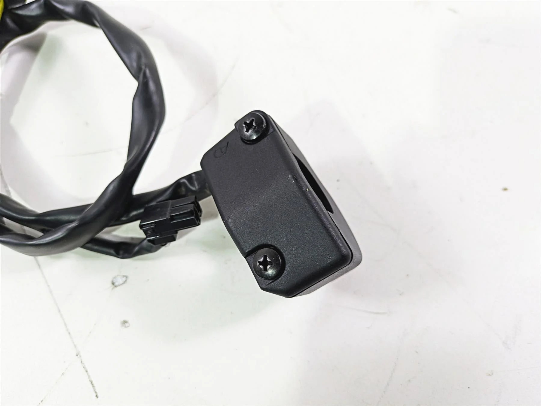 2024 Kawasaki ZX6R ZX636 Ninja Right Hand Control Switch 46091-0625 - Image 10