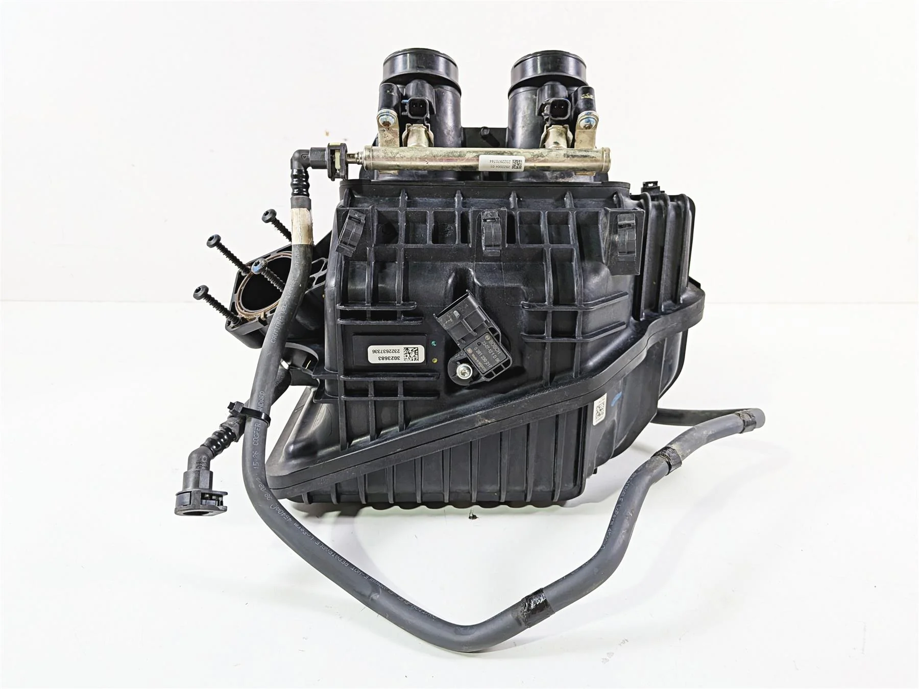 2024 Polaris RZR XP 1000 Sport Intake Manifold & Injectors 3023683 2521387 - Image 4
