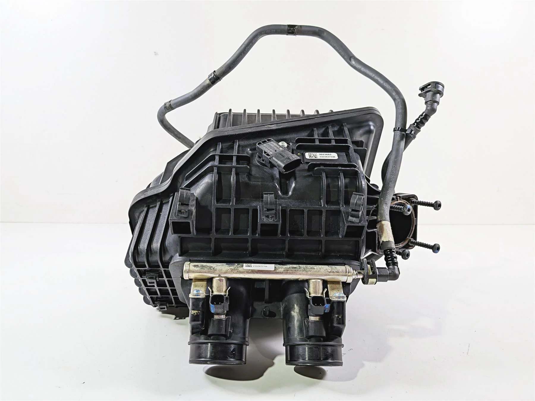 2024 Polaris RZR XP 1000 Sport Intake Manifold & Injectors 3023683 2521387 - Image 7