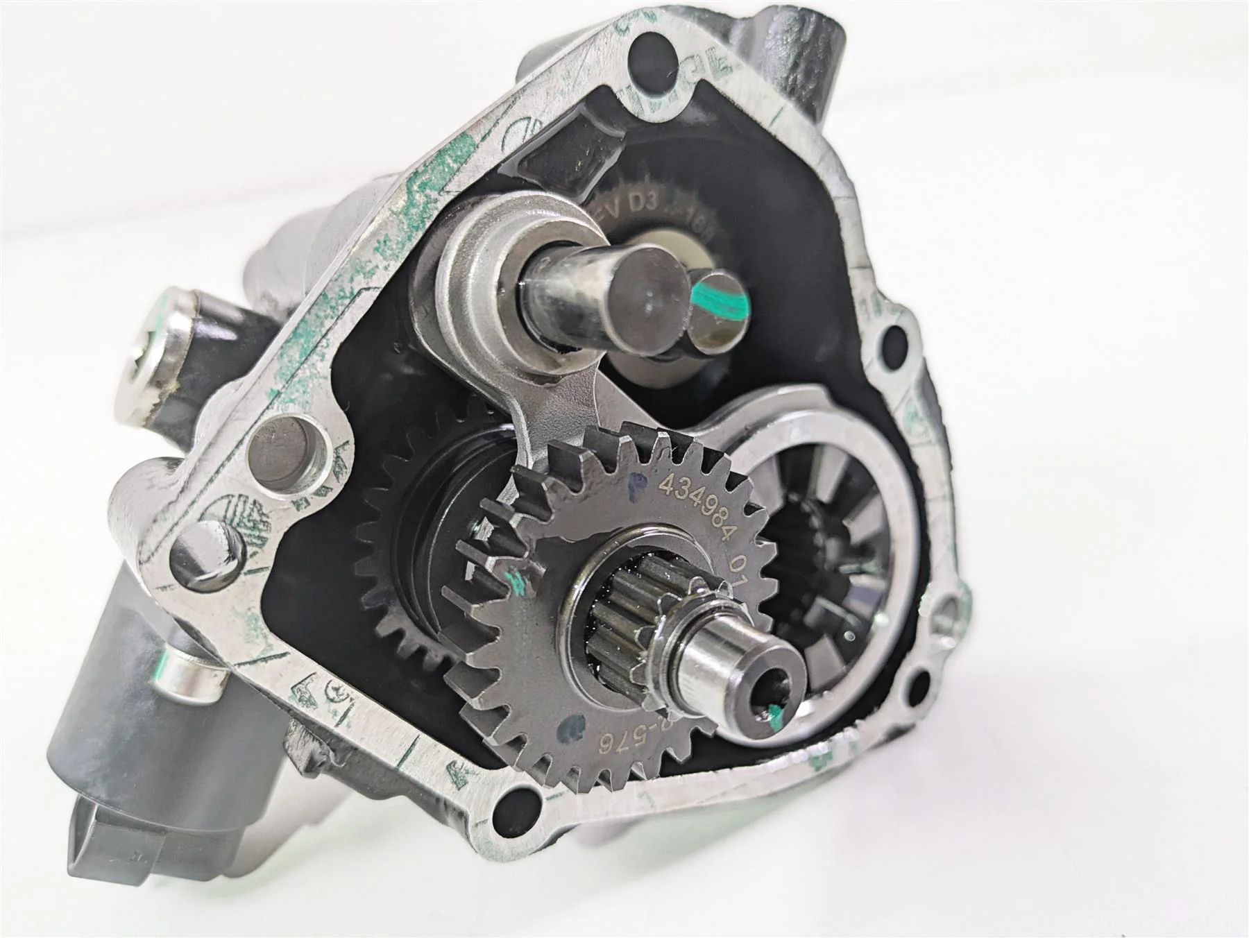 2024 Sea-Doo GTX 230 IDF Gear Box & Gears & Housing Set 420686393 - Image 7