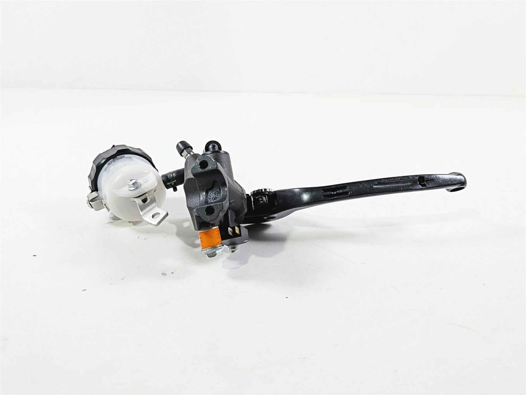 2024 Suzuki GSXR 600 Front Radial Brake Master Cylinder Nissin 11/16 59600-47H00 - Image 10