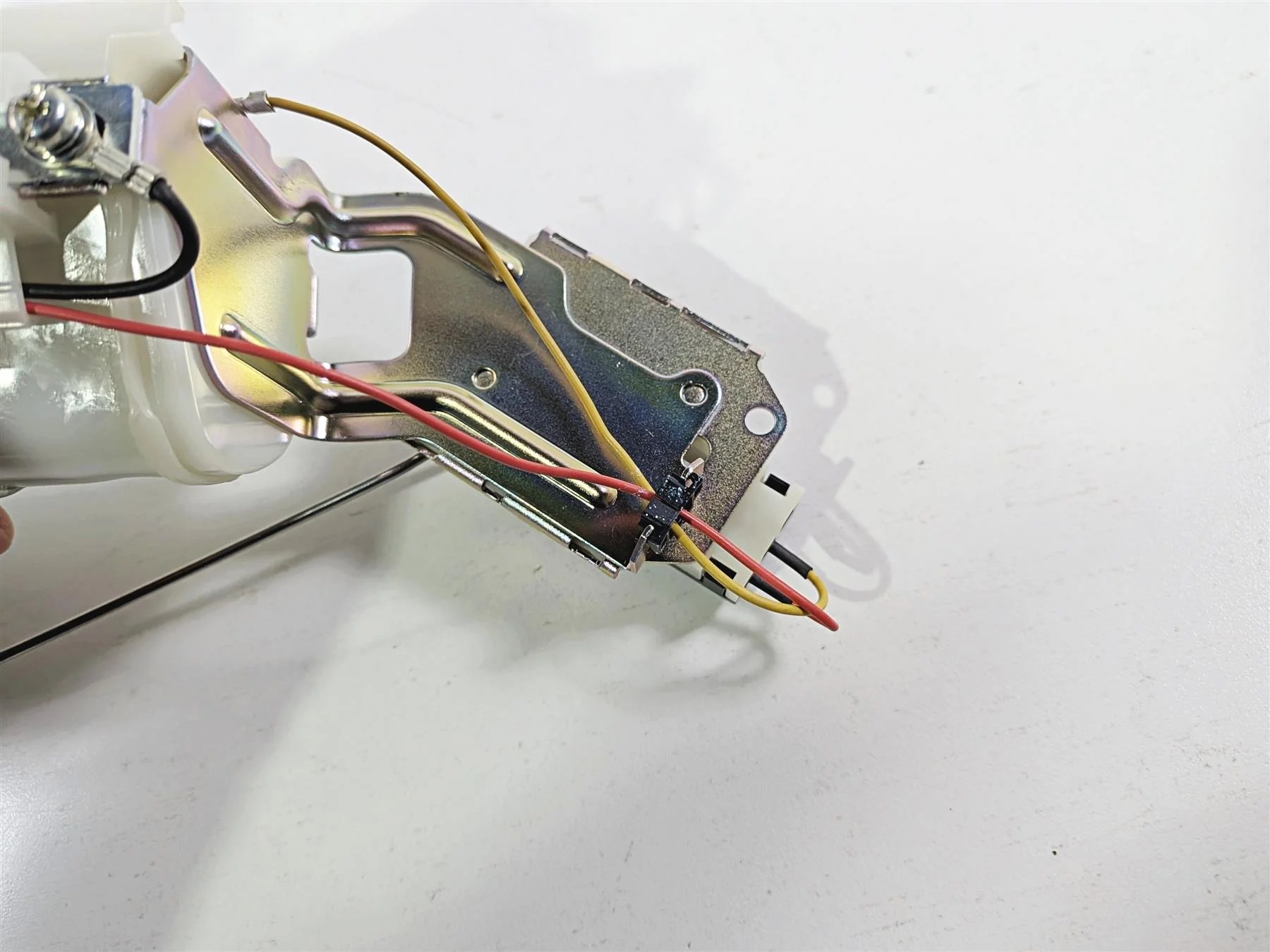 2024 Suzuki GSXR 600 Fuel Gas Petrol Pump & Sending Unit -Tested 15100-14J01 - Image 9