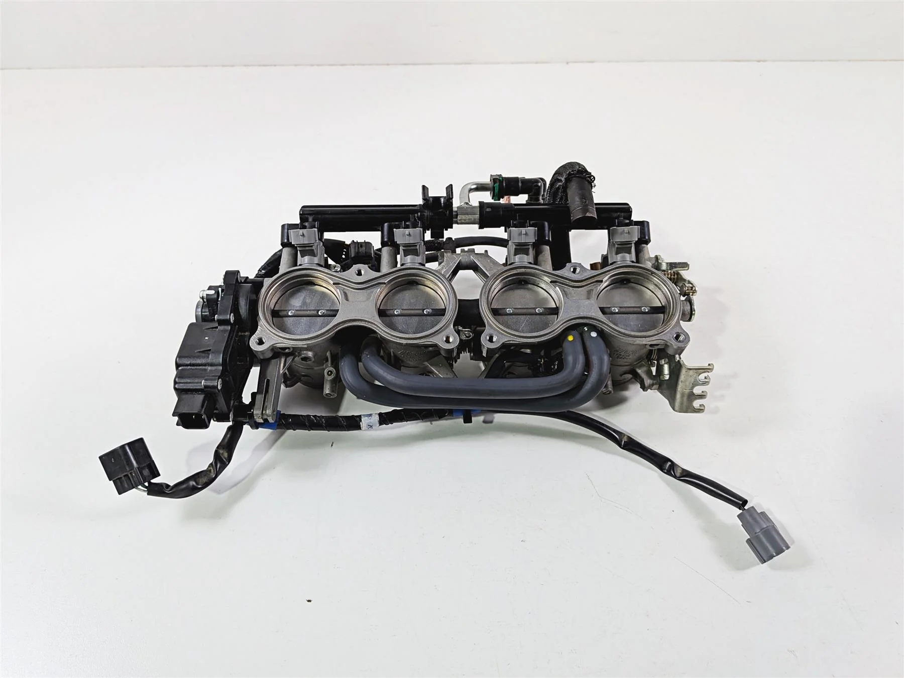 2024 Suzuki GSXR 600 Mikuni Throttle Body Bodies Fuel Injector Set 13406-14J01 - Image 7