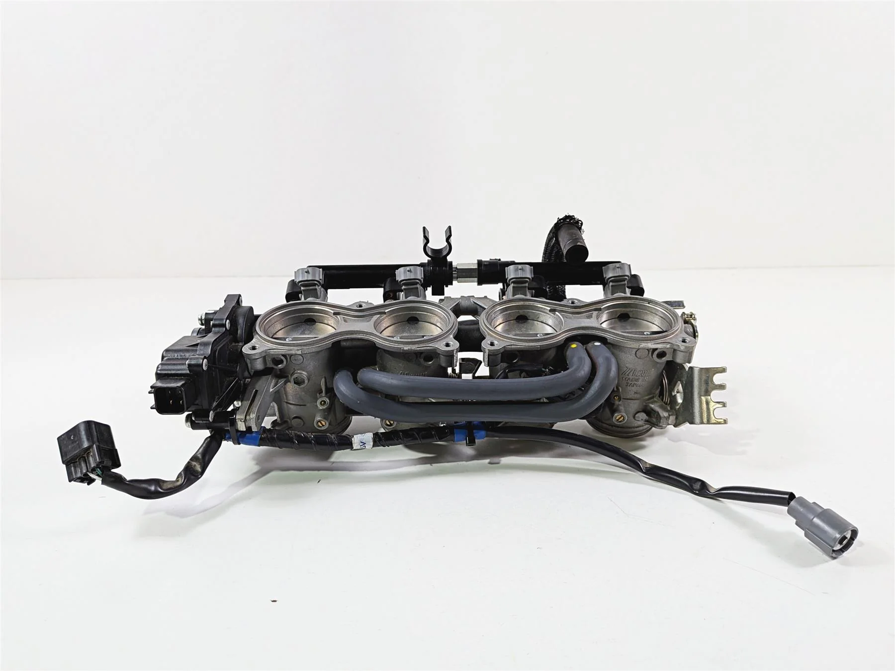 2024 Suzuki GSXR 600 Mikuni Throttle Body Bodies Fuel Injector Set 13406-14J01 - Image 8