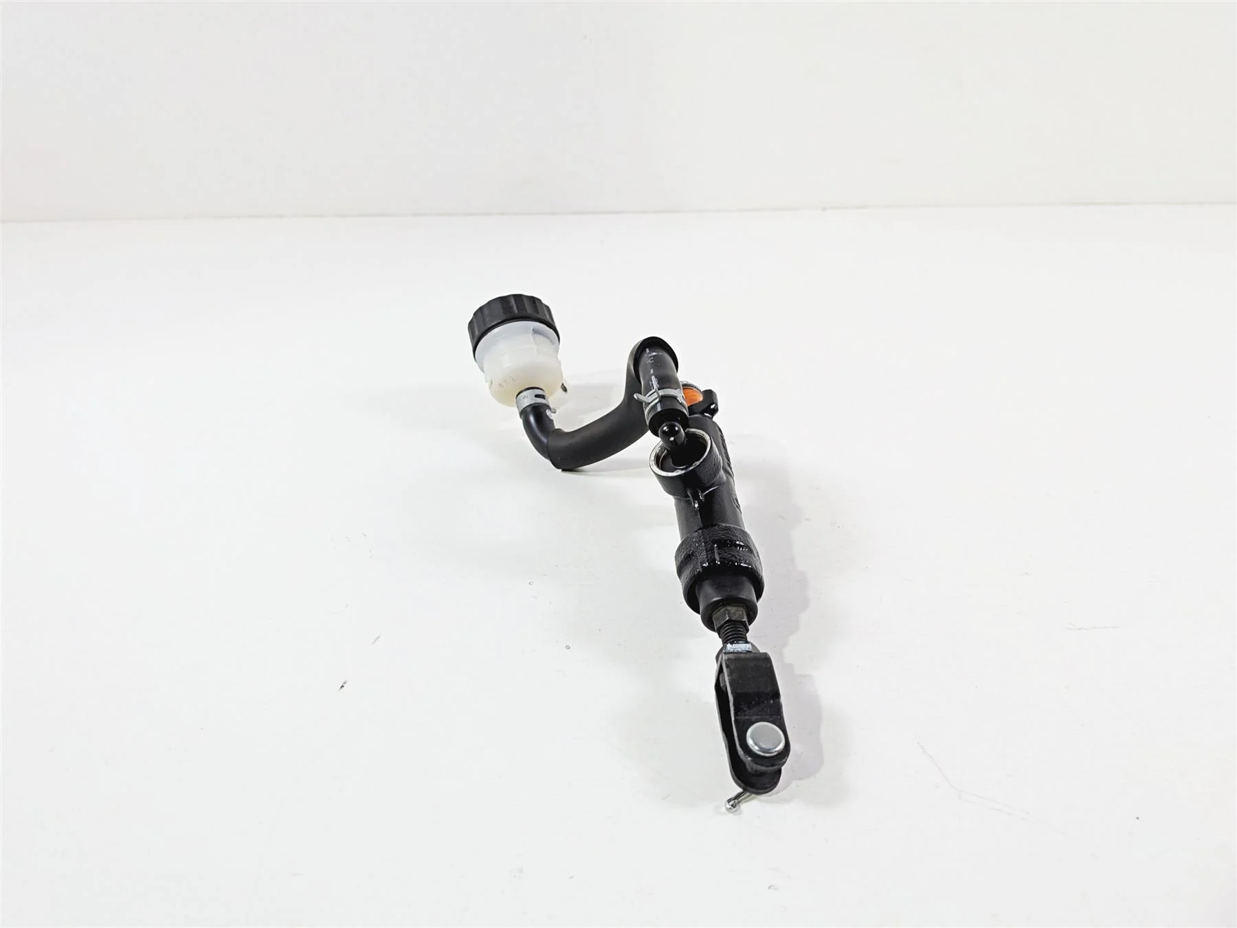 2024 Suzuki GSXR 600 Rear Brake Master Cylinder Nissin 14mm 69600-47H31 - Image 4