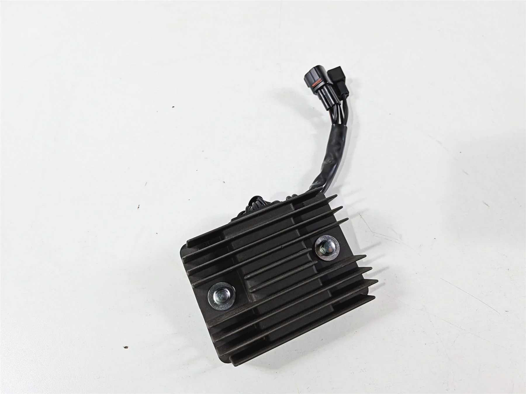 2024 Suzuki GSXR 600 Rectifier Voltage Regulator 32800-47H00 SH811AA - Image 9