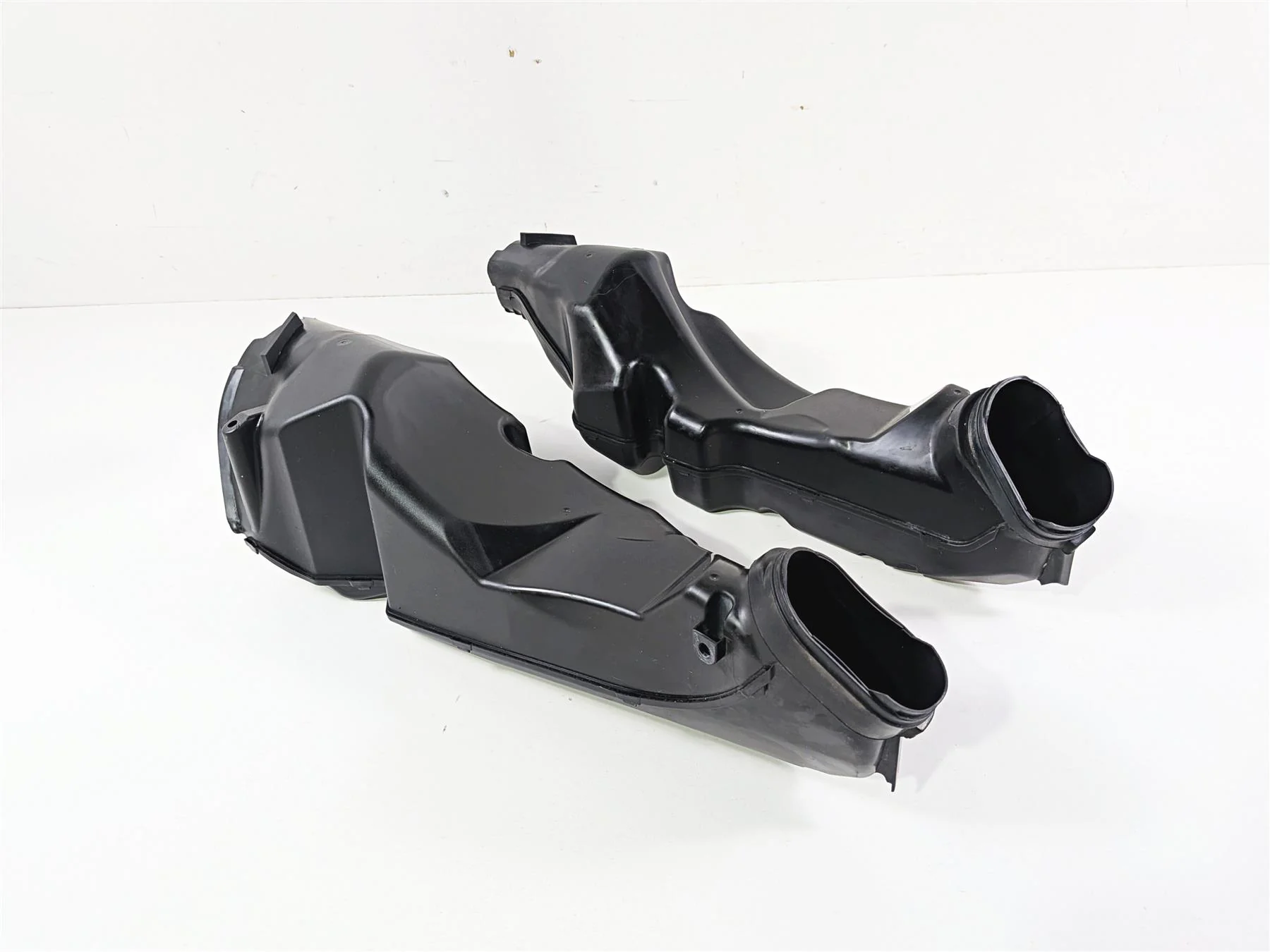 2024 Suzuki GSXR600 Air Intake Ram Scoop Duct Set 94420-14J00 94430-14J00 - Image 10