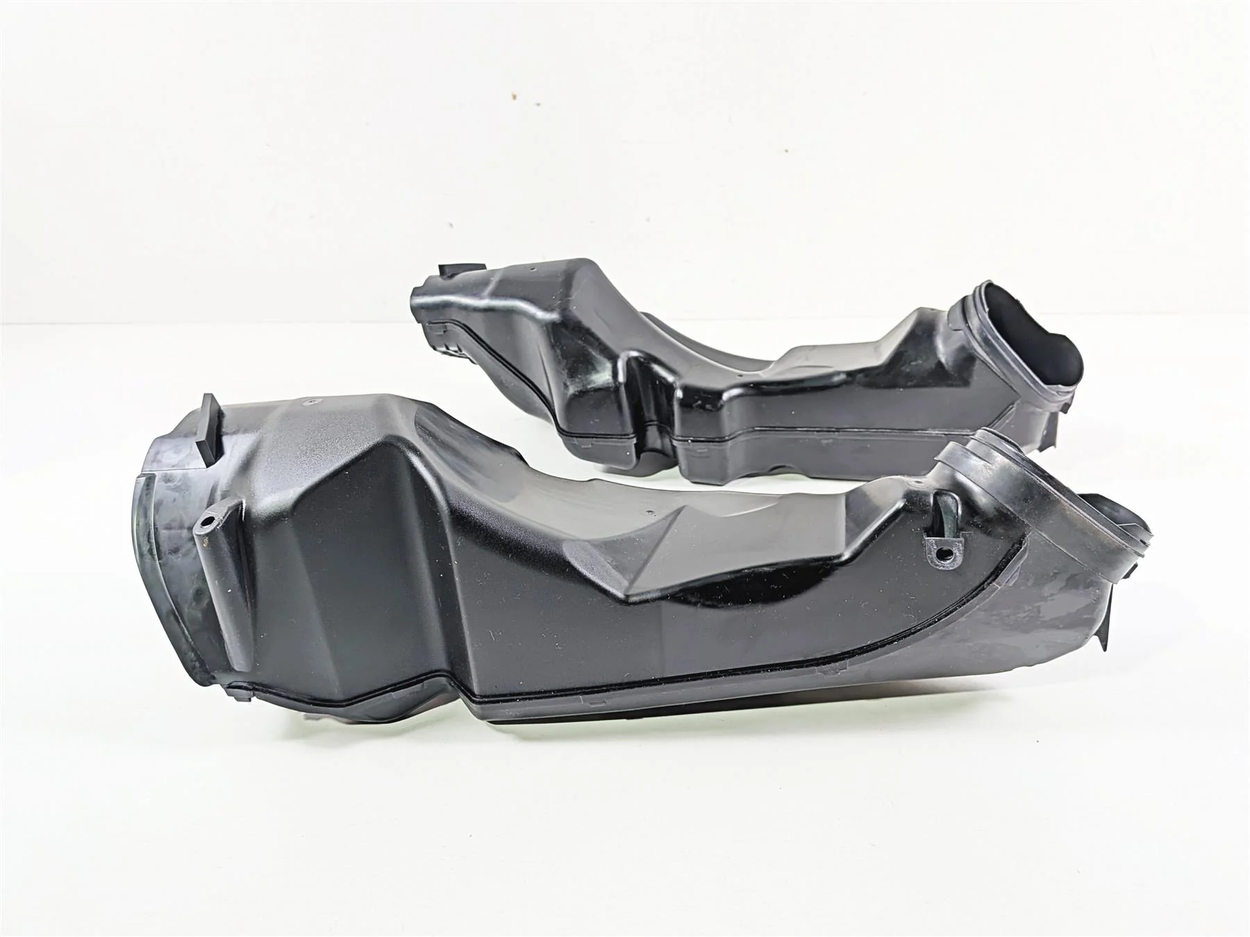 2024 Suzuki GSXR600 Air Intake Ram Scoop Duct Set 94420-14J00 94430-14J00 - Image 3