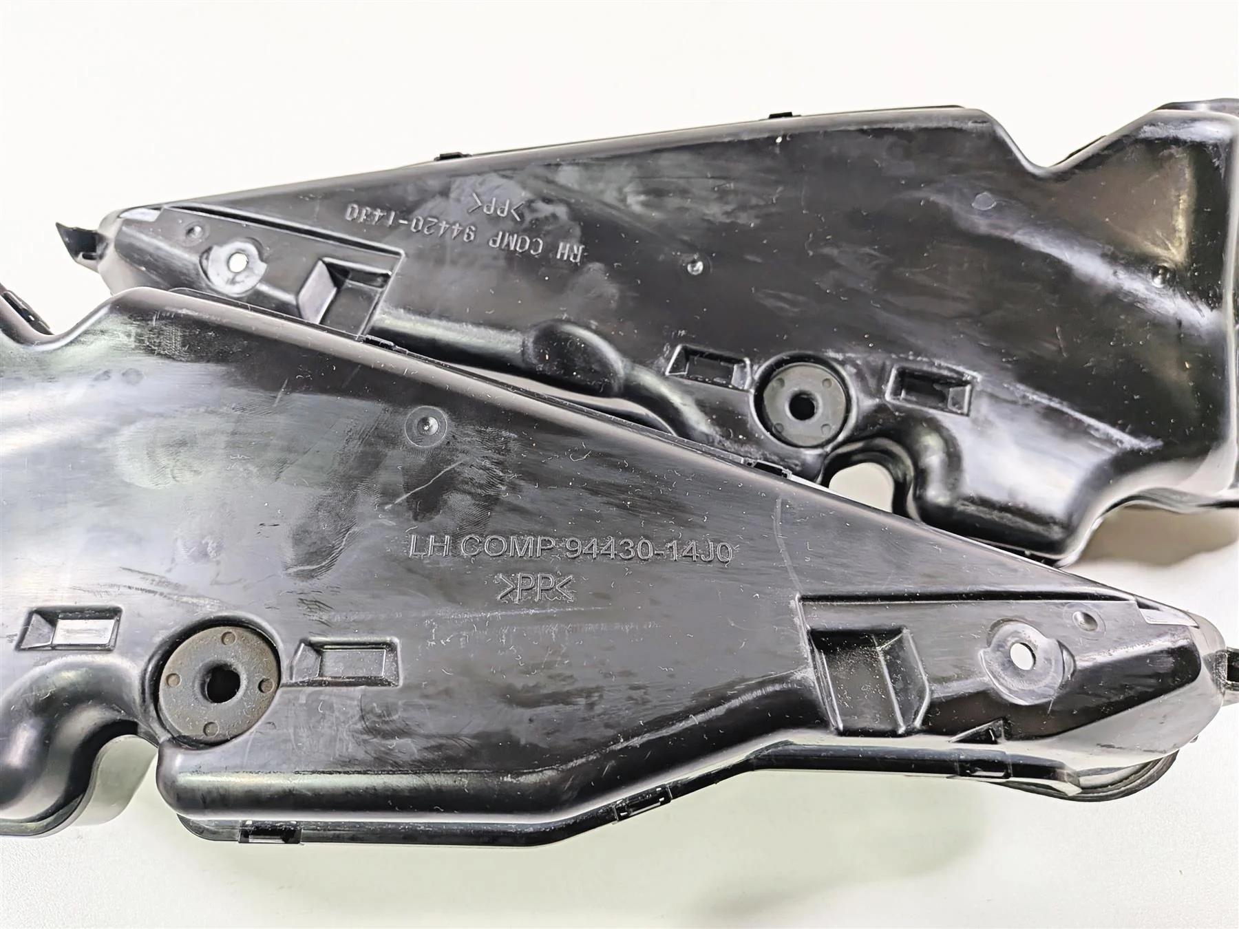 2024 Suzuki GSXR600 Air Intake Ram Scoop Duct Set 94420-14J00 94430-14J00 - Image 5