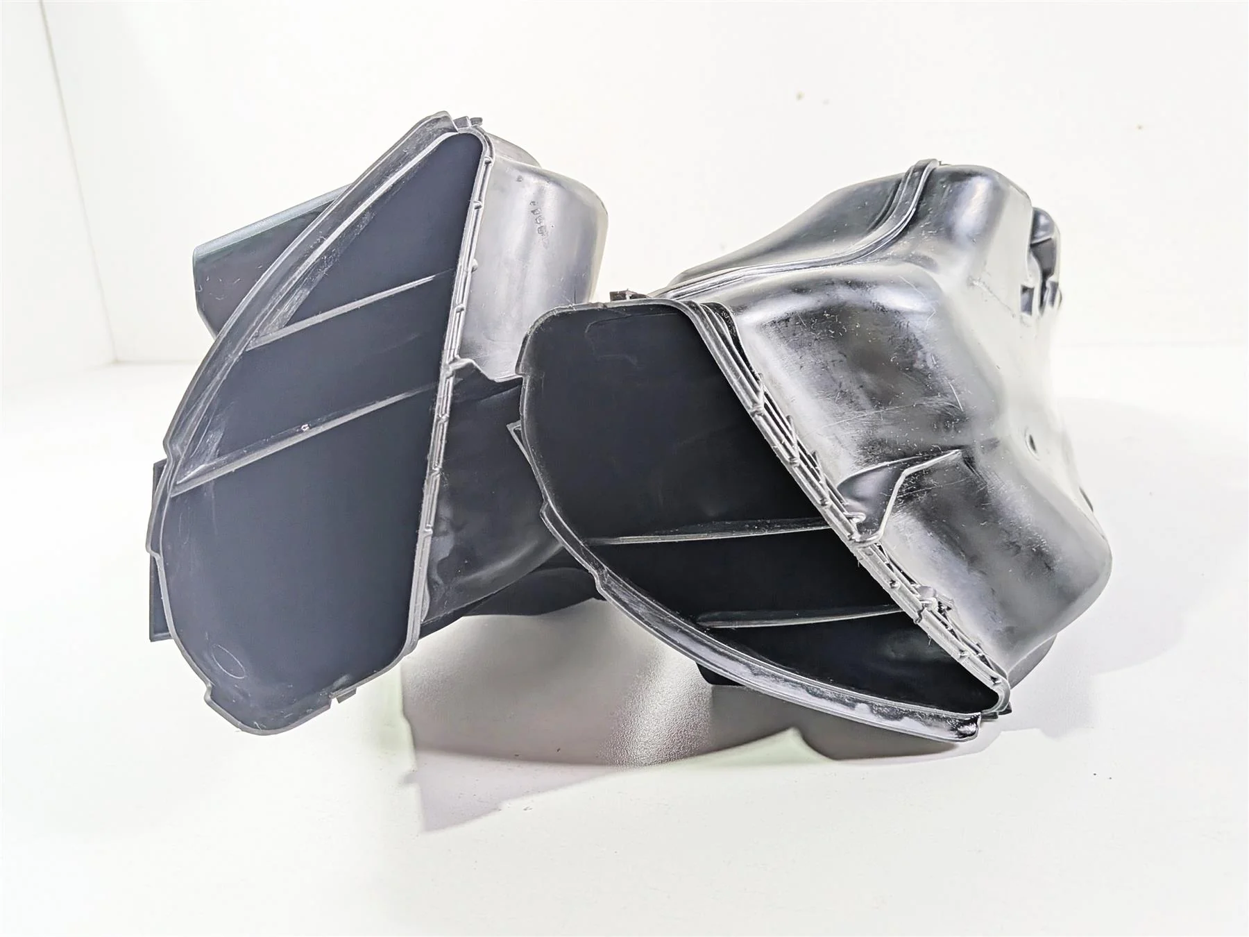 2024 Suzuki GSXR600 Air Intake Ram Scoop Duct Set 94420-14J00 94430-14J00 - Image 6