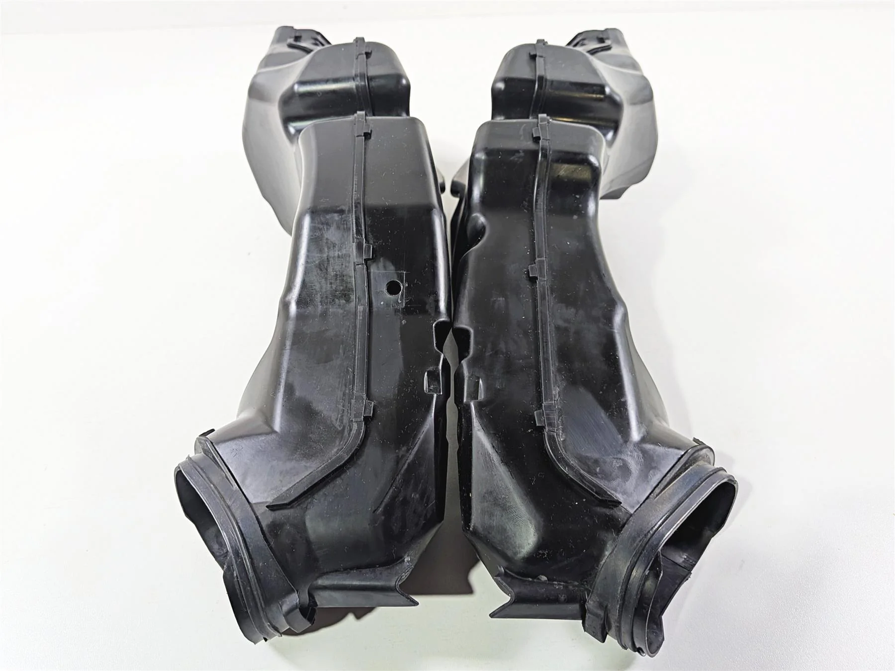 2024 Suzuki GSXR600 Air Intake Ram Scoop Duct Set 94420-14J00 94430-14J00 - Image 8
