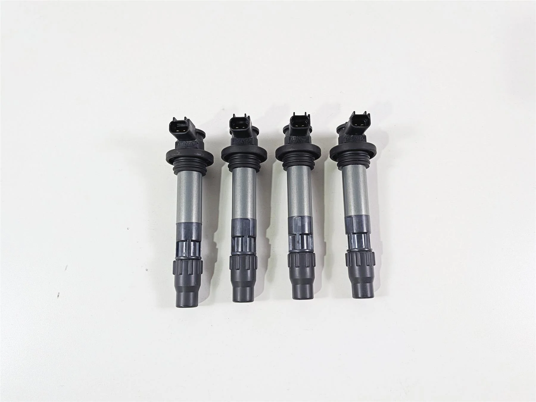 2024 Suzuki GSXR600 Denso Ignition Coil Set 2K Only 33410-37H00 129700-5140 - Image 2