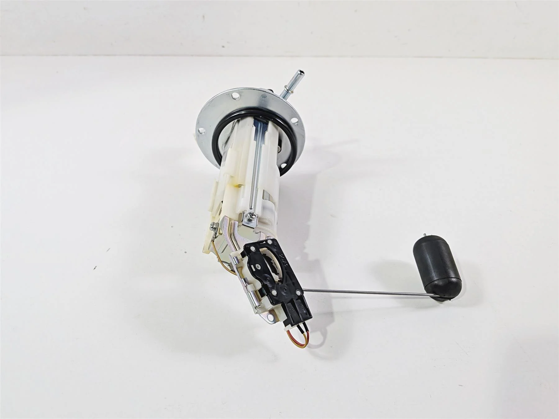 2024 Suzuki GSXR600 Fuel Gas Petrol Pump - Tested 2K Only 15100-14J01 - Image 3