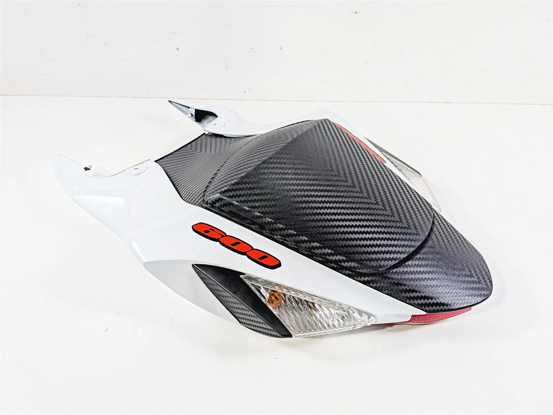 2024 Suzuki GSXR600 Full Tail Fairing Taillight Blinker 47100-14J10 47200-14J10 - Image 11