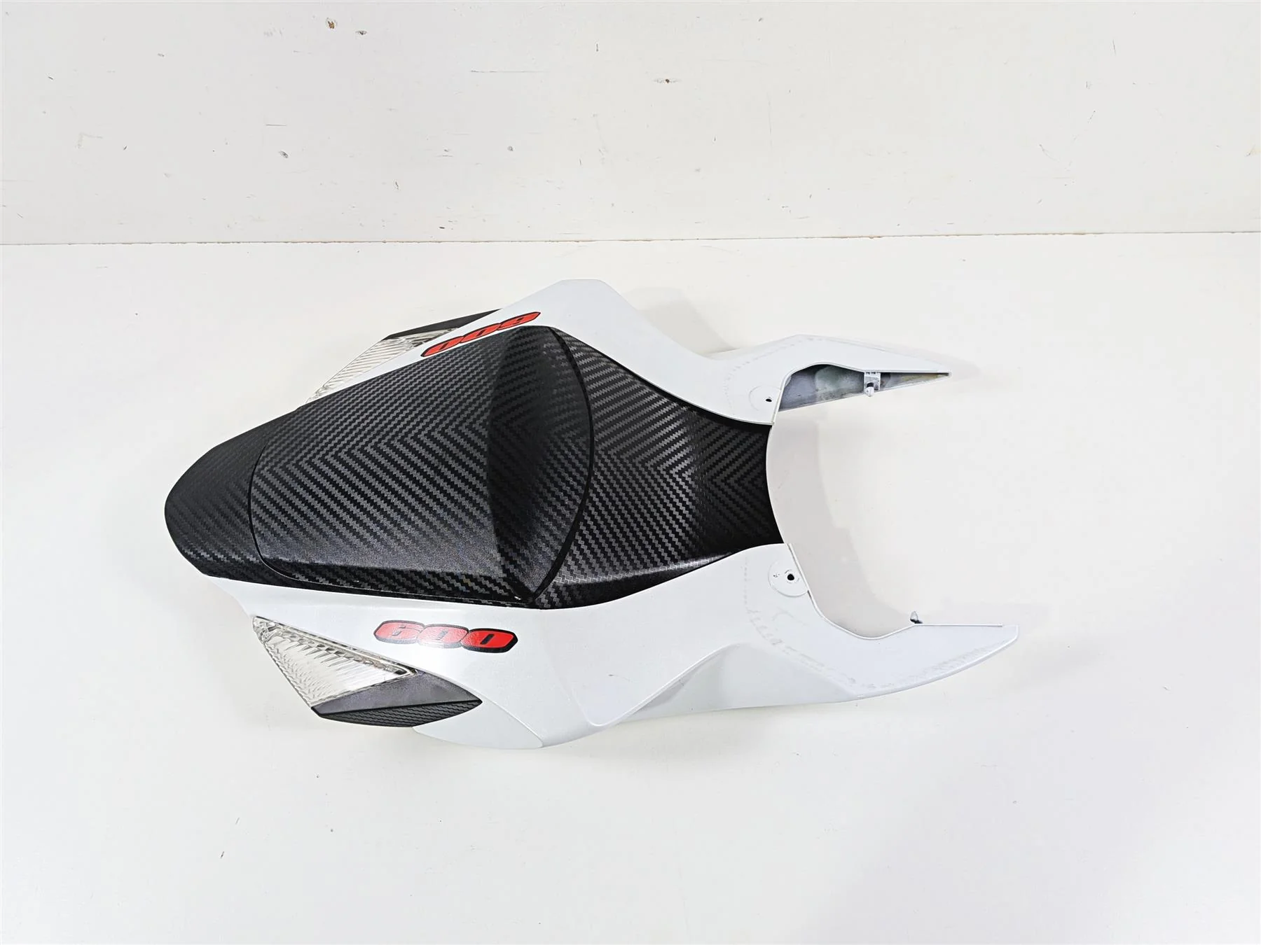 2024 Suzuki GSXR600 Full Tail Fairing Taillight Blinker 47100-14J10 47200-14J10 - Image 12